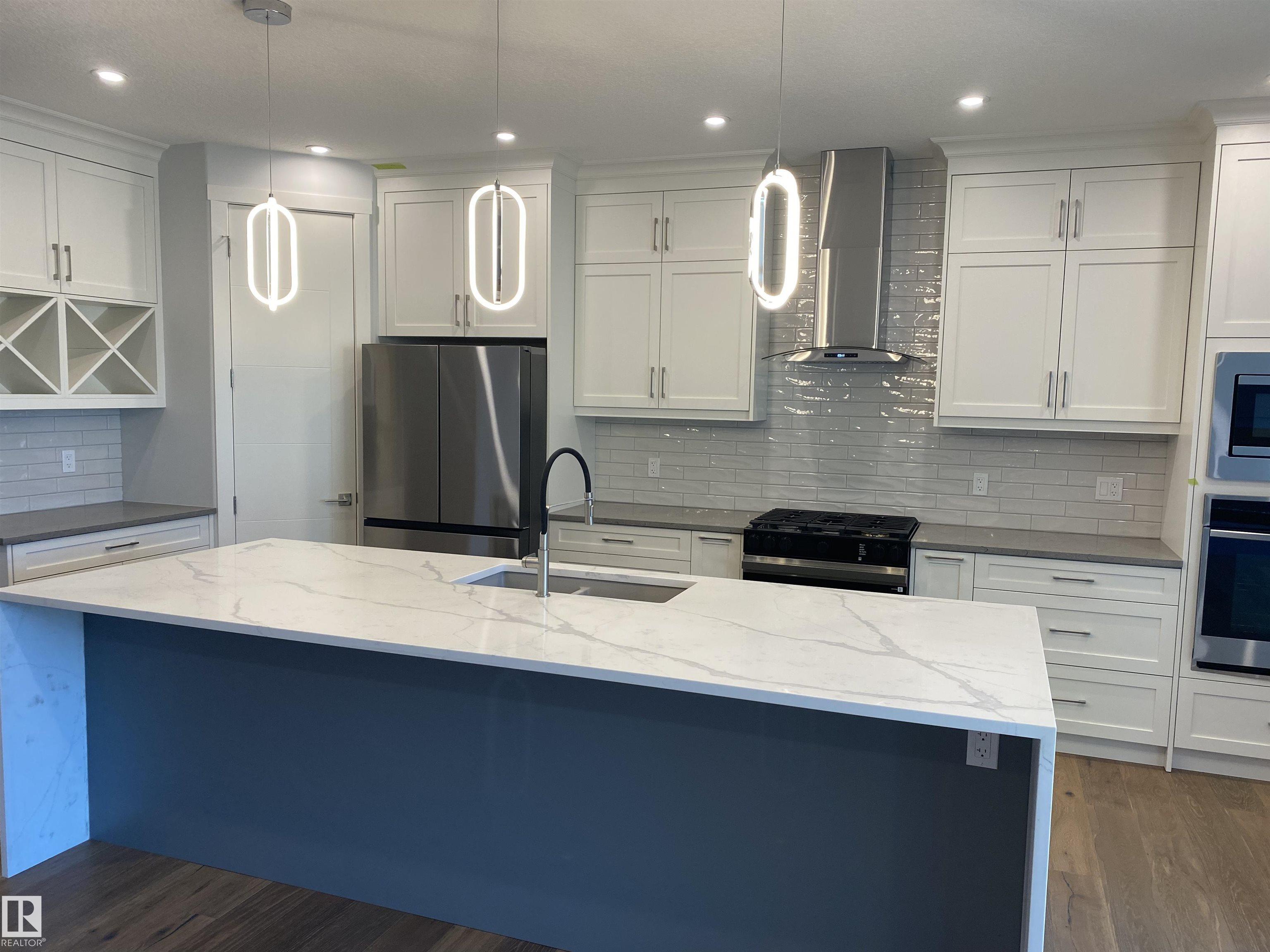 Photo 6 at 9515 75 Avenue NW, Ritchie, Edmonton