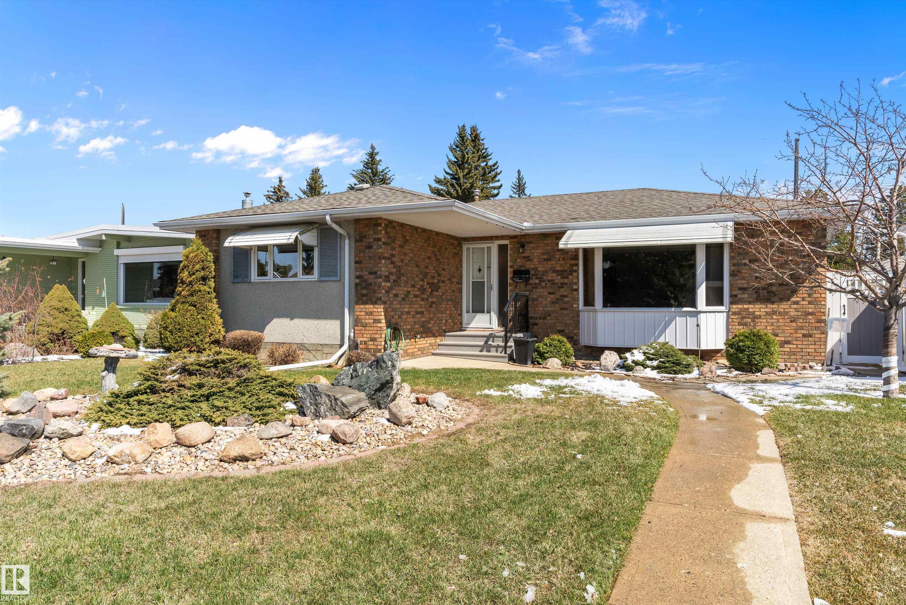 9411 68a Street NW, Ottewell, Edmonton