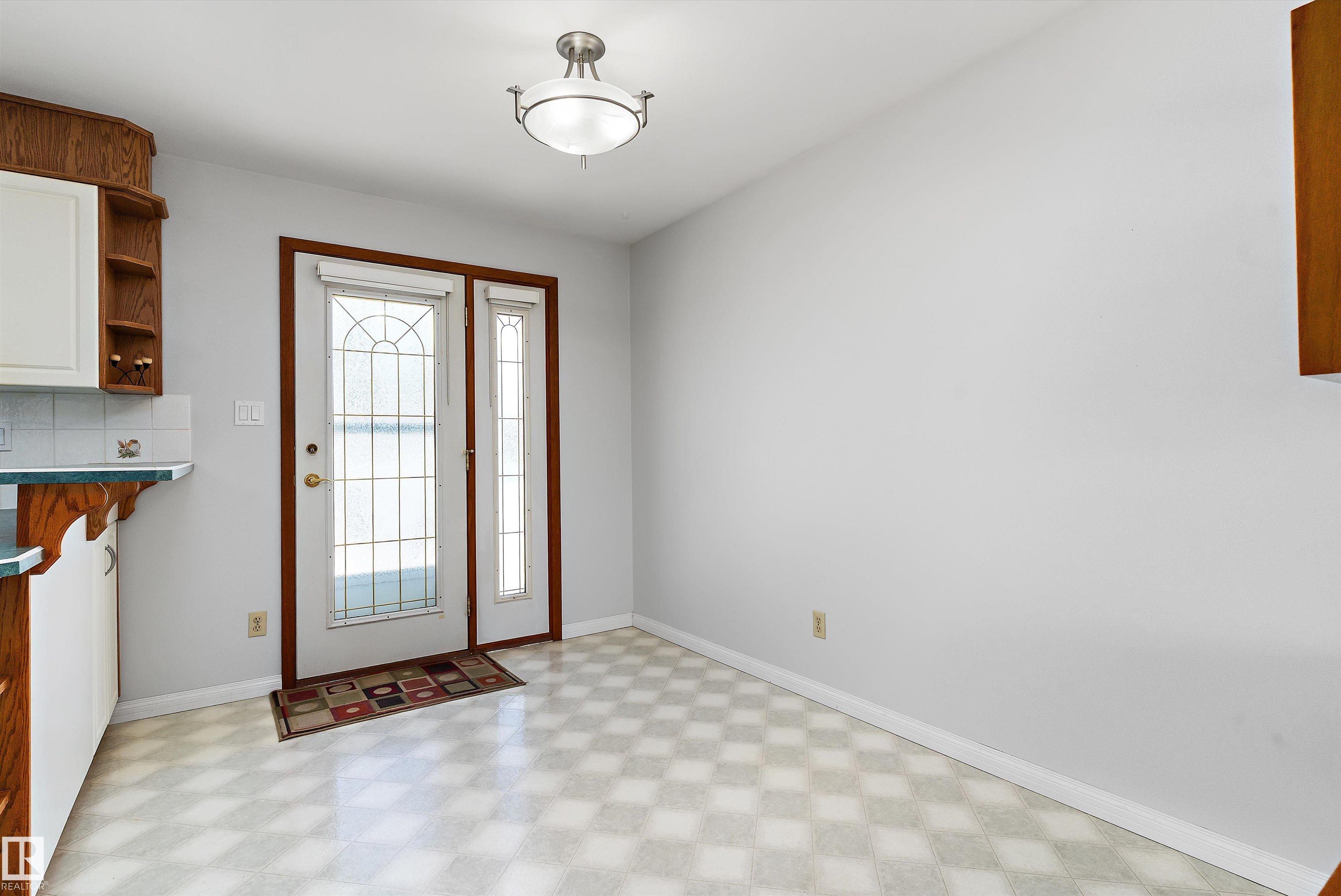 Photo 14 at 9411 68a Street NW, Ottewell, Edmonton