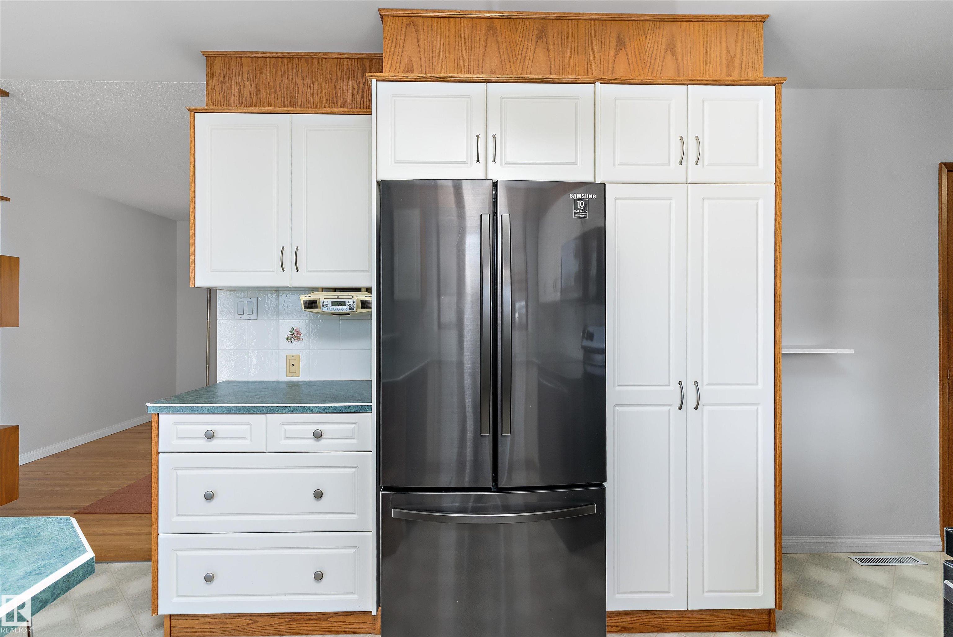 Photo 21 at 9411 68a Street NW, Ottewell, Edmonton