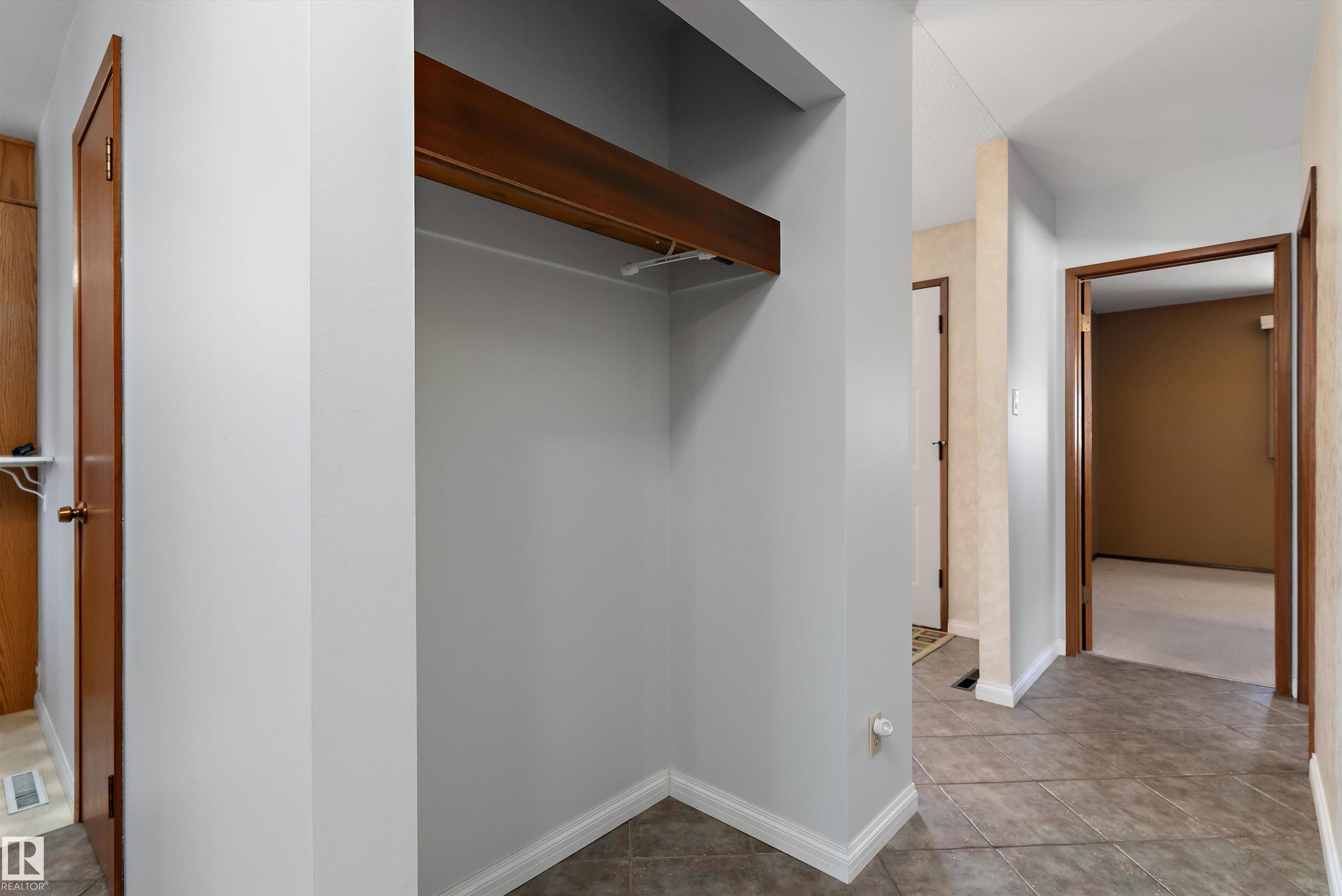 Photo 28 at 9411 68a Street NW, Ottewell, Edmonton