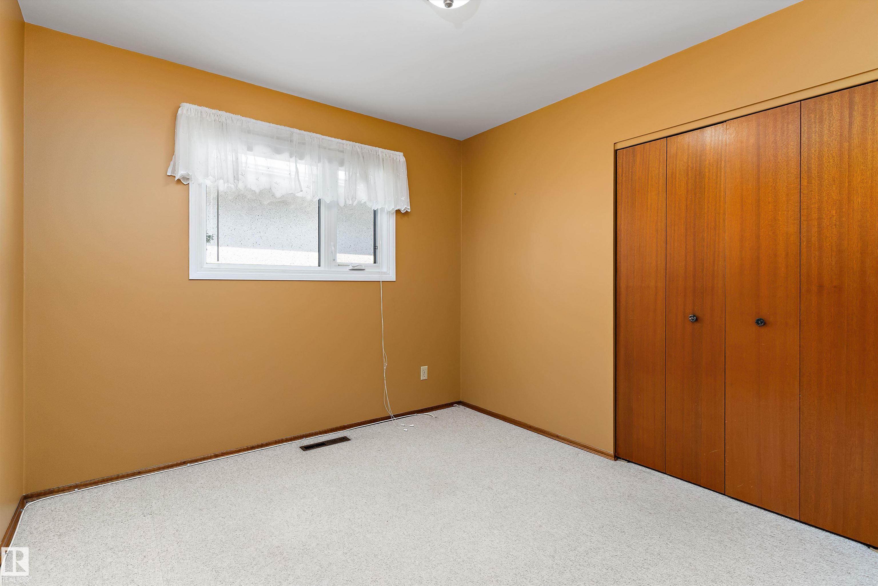 Photo 29 at 9411 68a Street NW, Ottewell, Edmonton