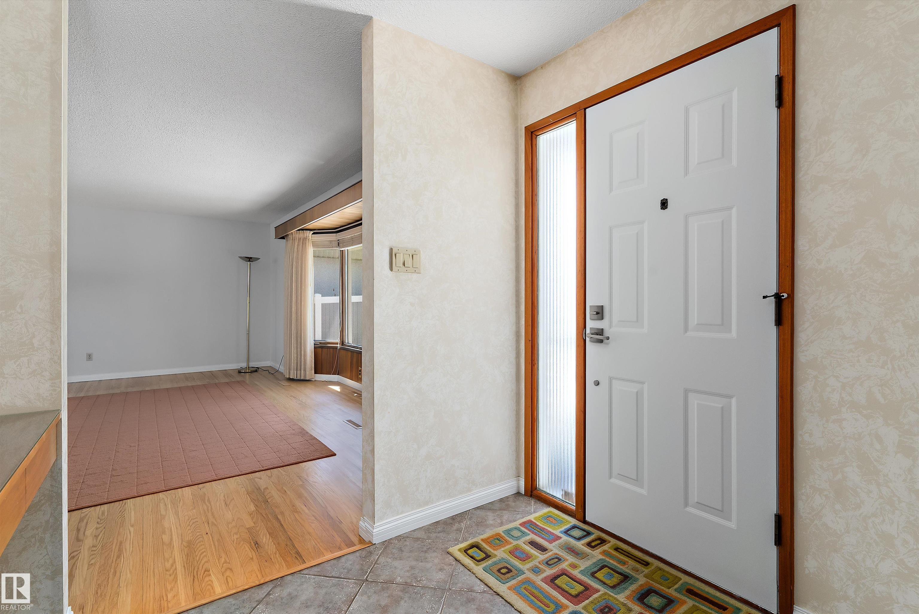 9411 68a Street NW, Ottewell, Edmonton