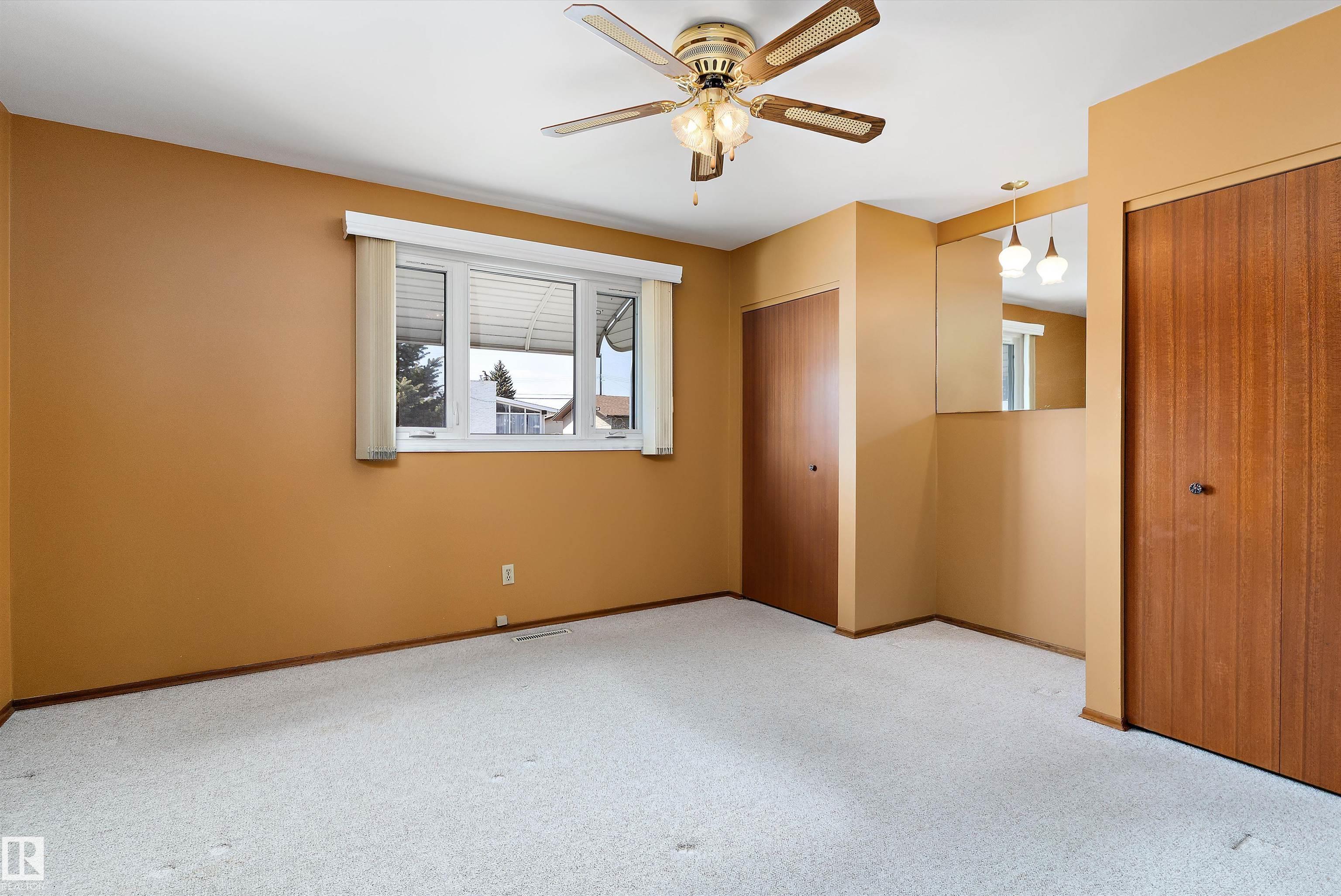 Photo 31 at 9411 68a Street NW, Ottewell, Edmonton