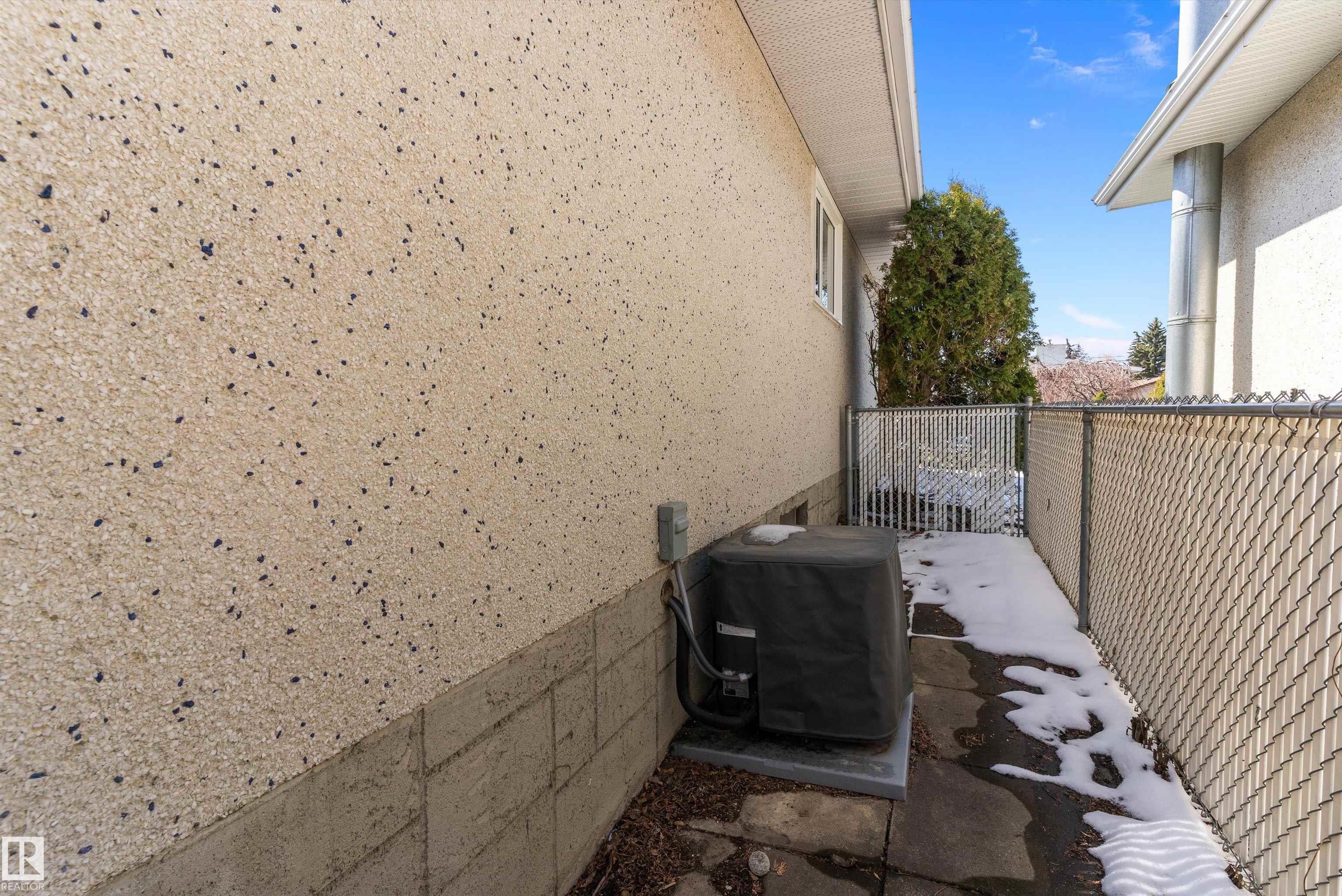 Photo 60 at 9411 68a Street NW, Ottewell, Edmonton