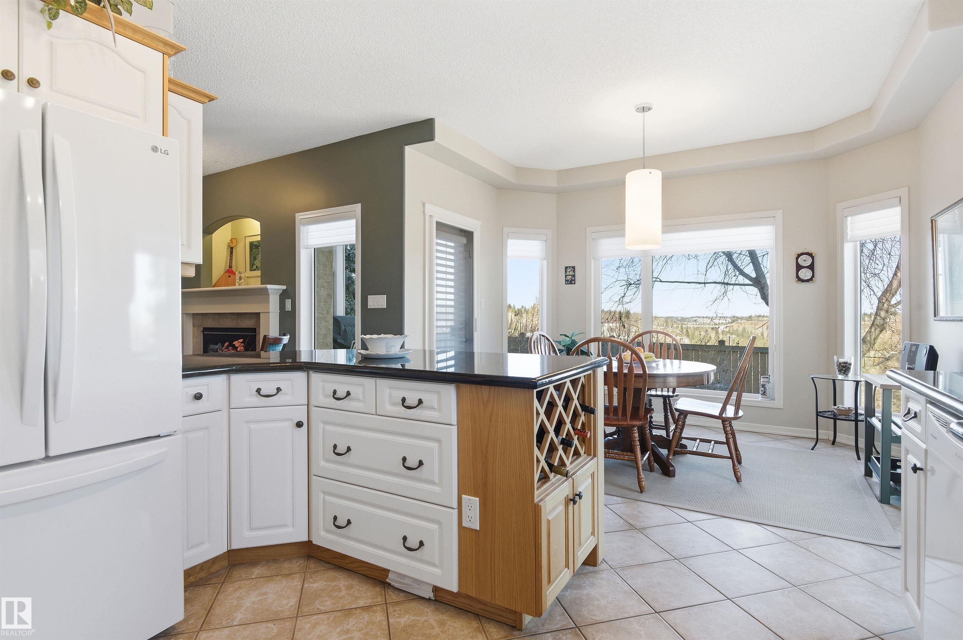 Photo 17 at 12 - 577 Butterworth Way NW, Bulyea Heights, Edmonton