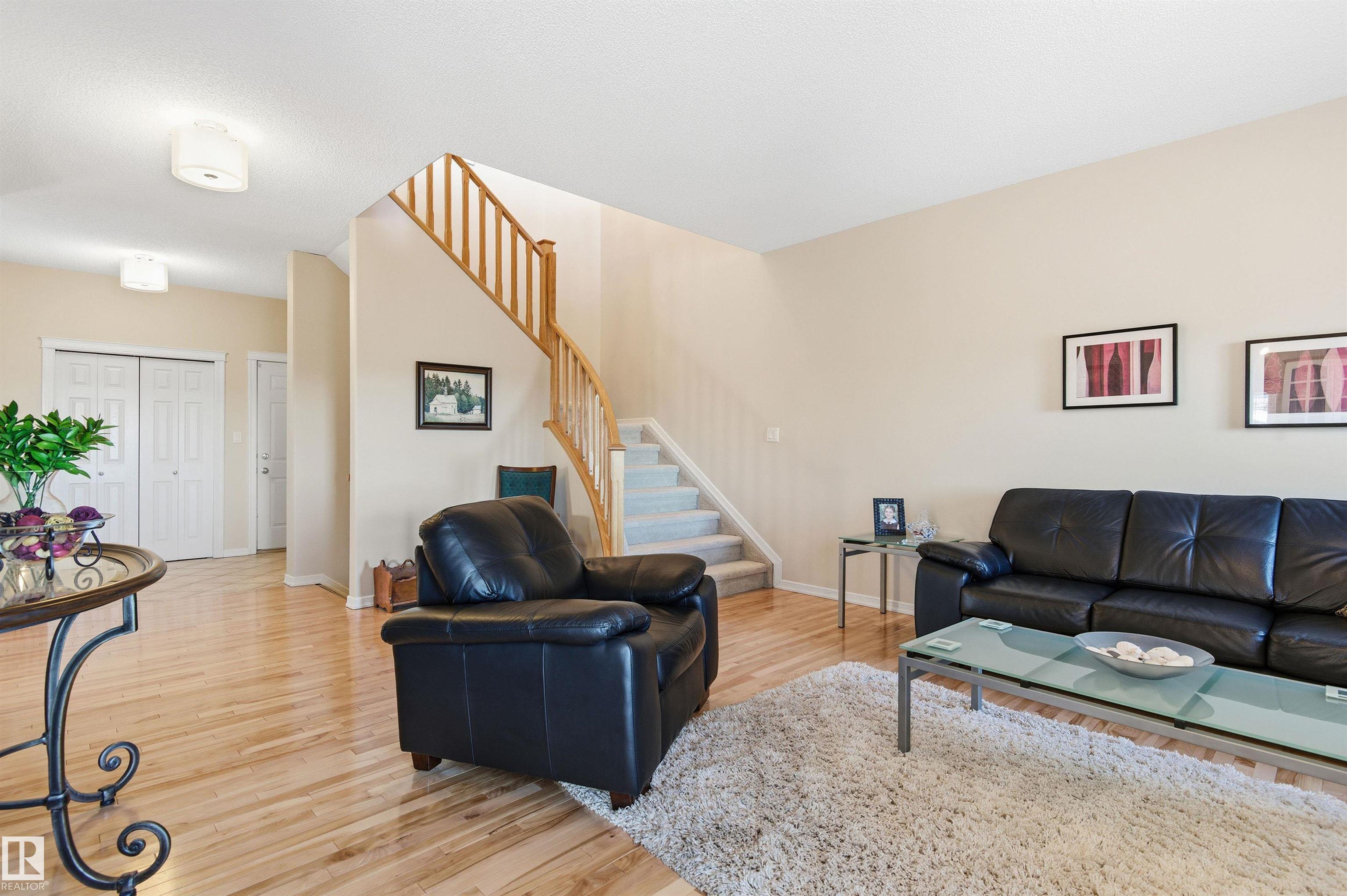 Photo 7 at 12 - 577 Butterworth Way NW, Bulyea Heights, Edmonton