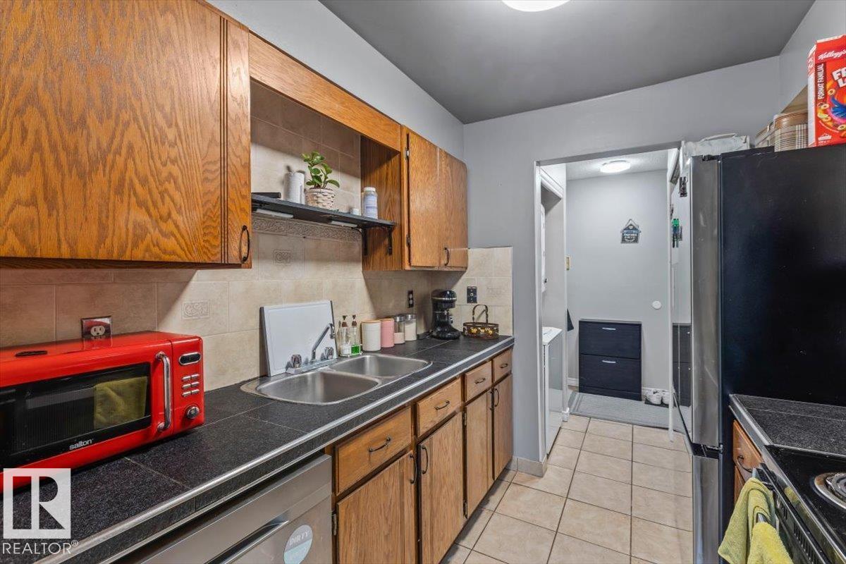 Photo 6 at 103 - 7403 171 Street NW, Callingwood North, Edmonton