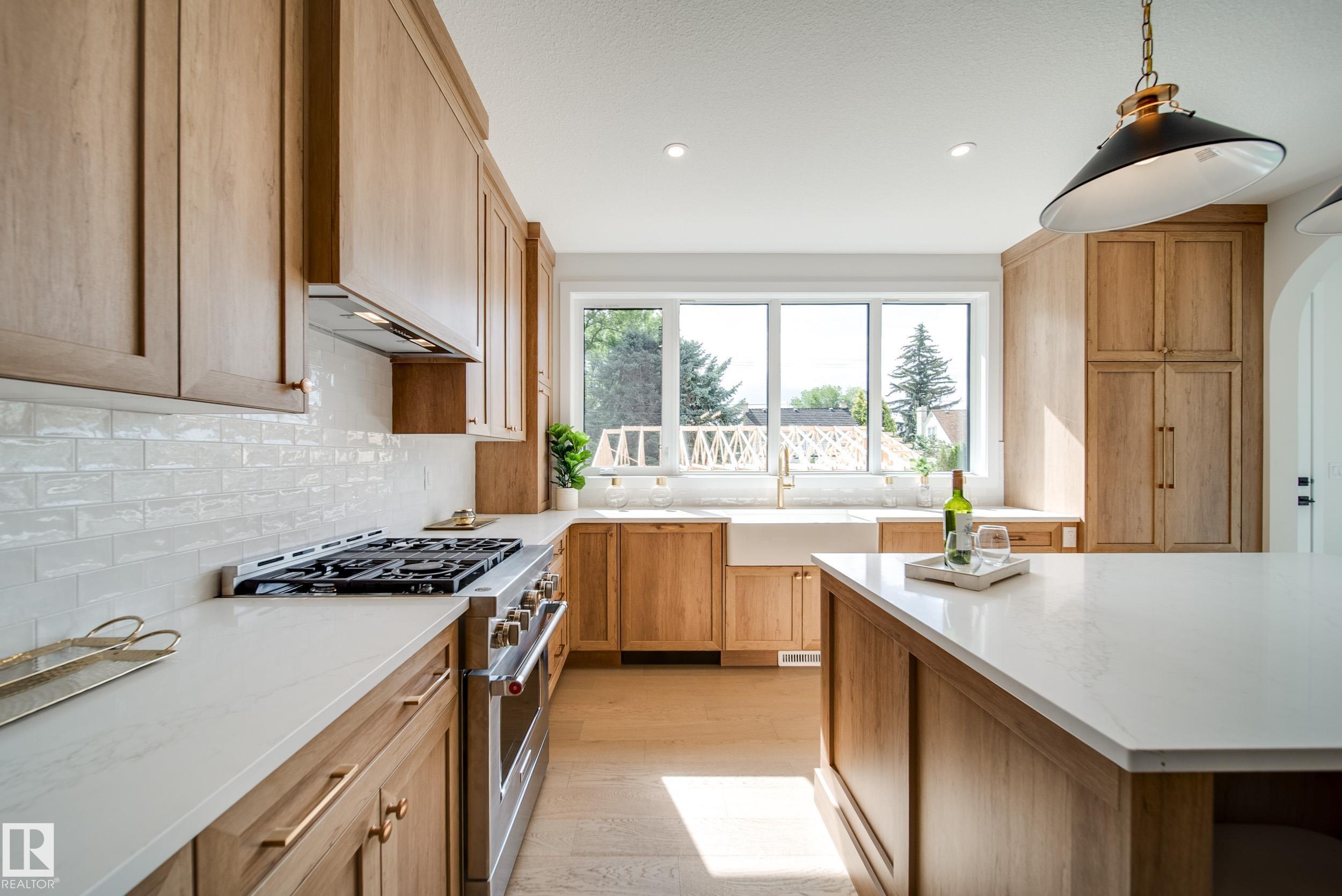 Photo 23 at 6003 111 Avenue NW, Highlands, Edmonton