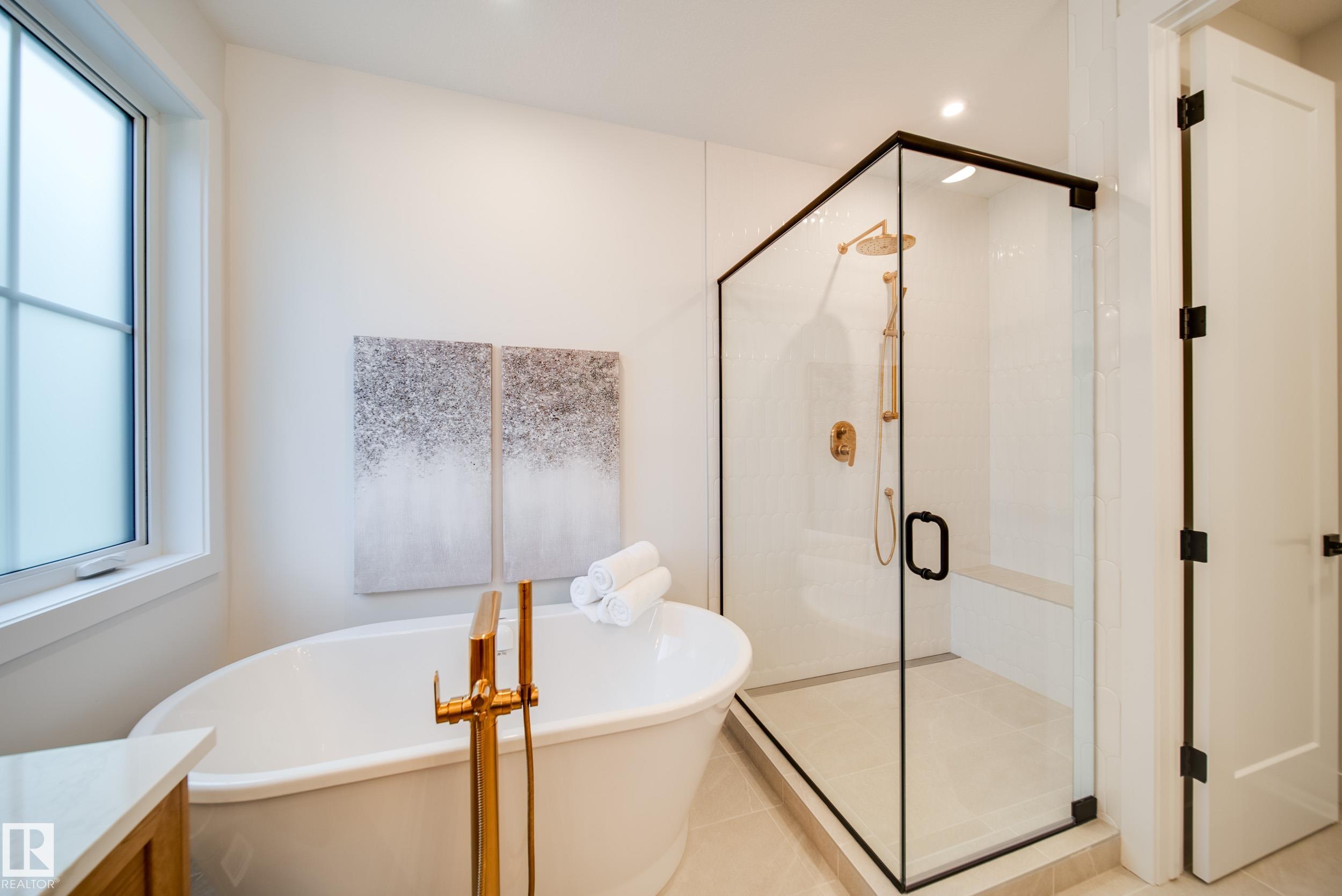 Photo 37 at 6003 111 Avenue NW, Highlands, Edmonton