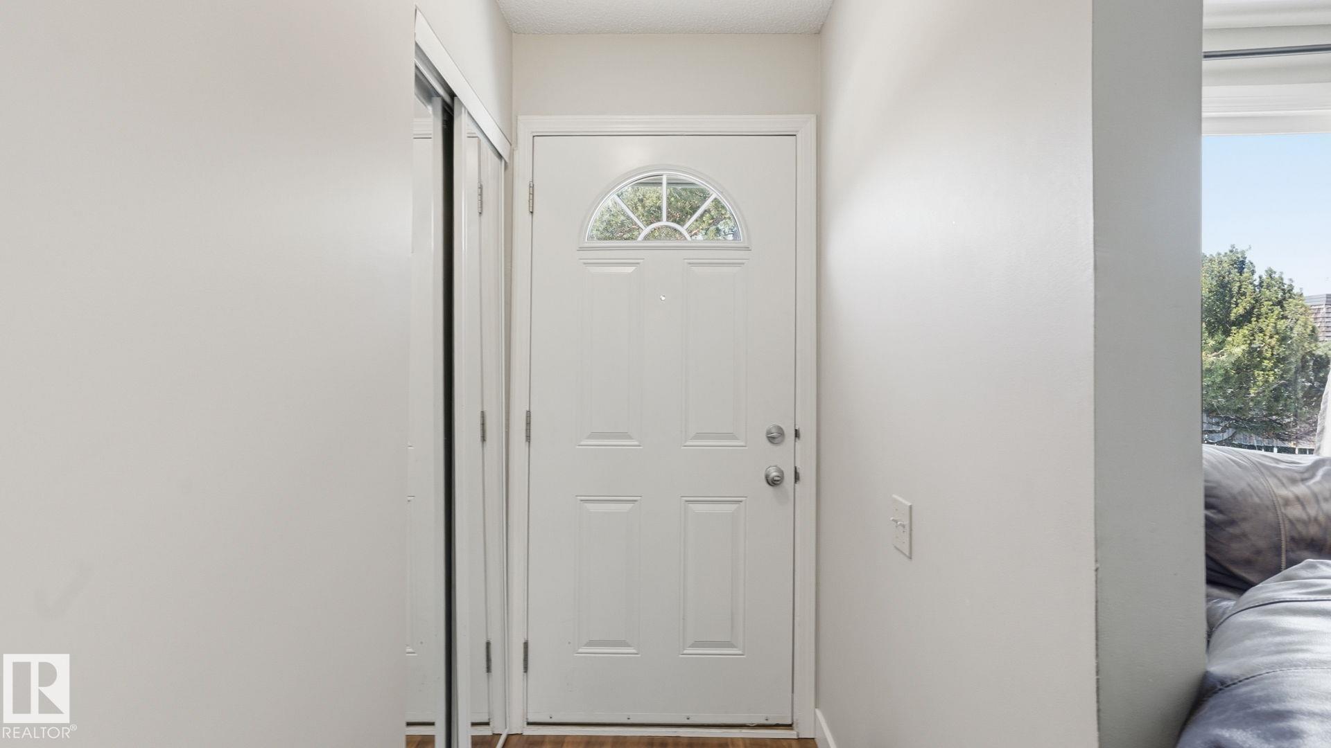 164 Mayfair Mews NW, Northmount, Edmonton