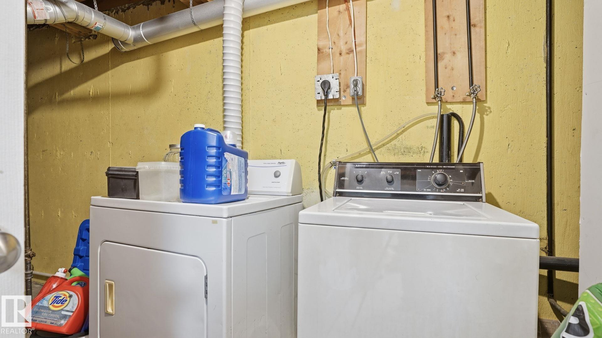 Photo 16 at 164 Mayfair Mews NW, Northmount, Edmonton