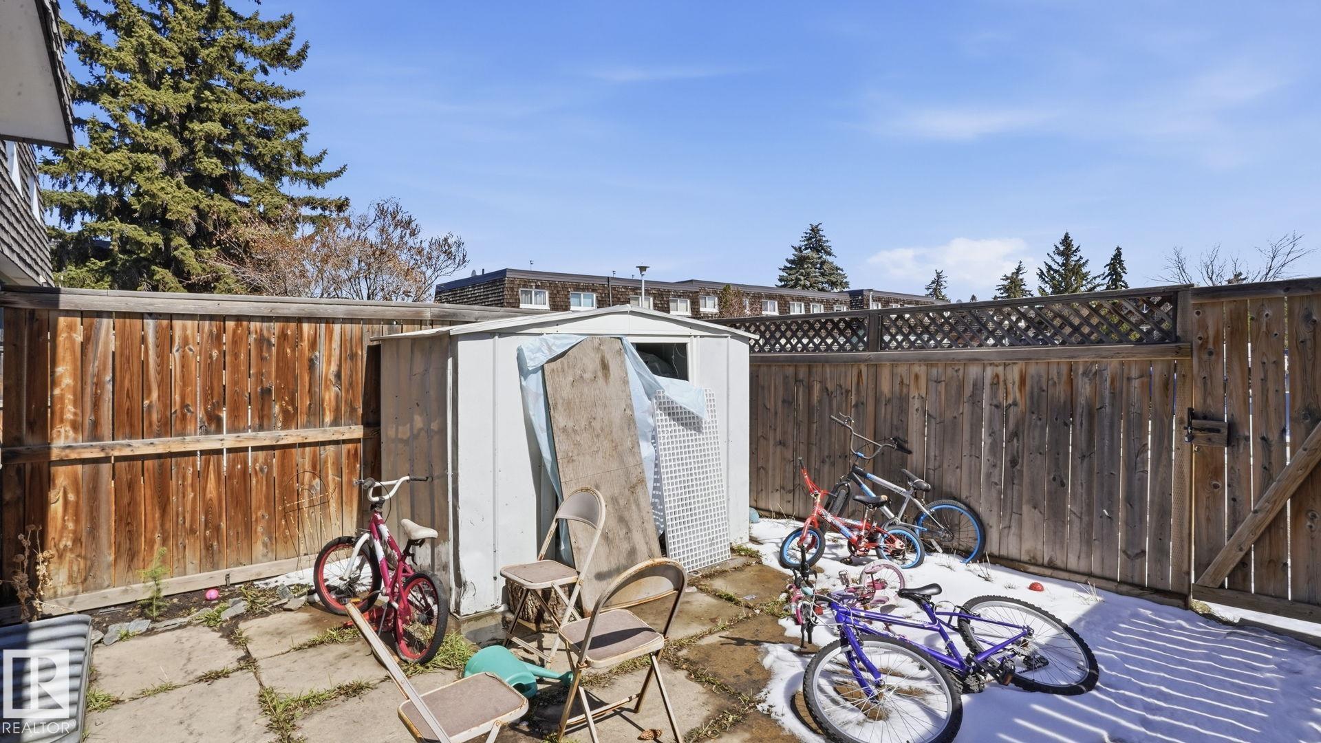 Photo 17 at 164 Mayfair Mews NW, Northmount, Edmonton