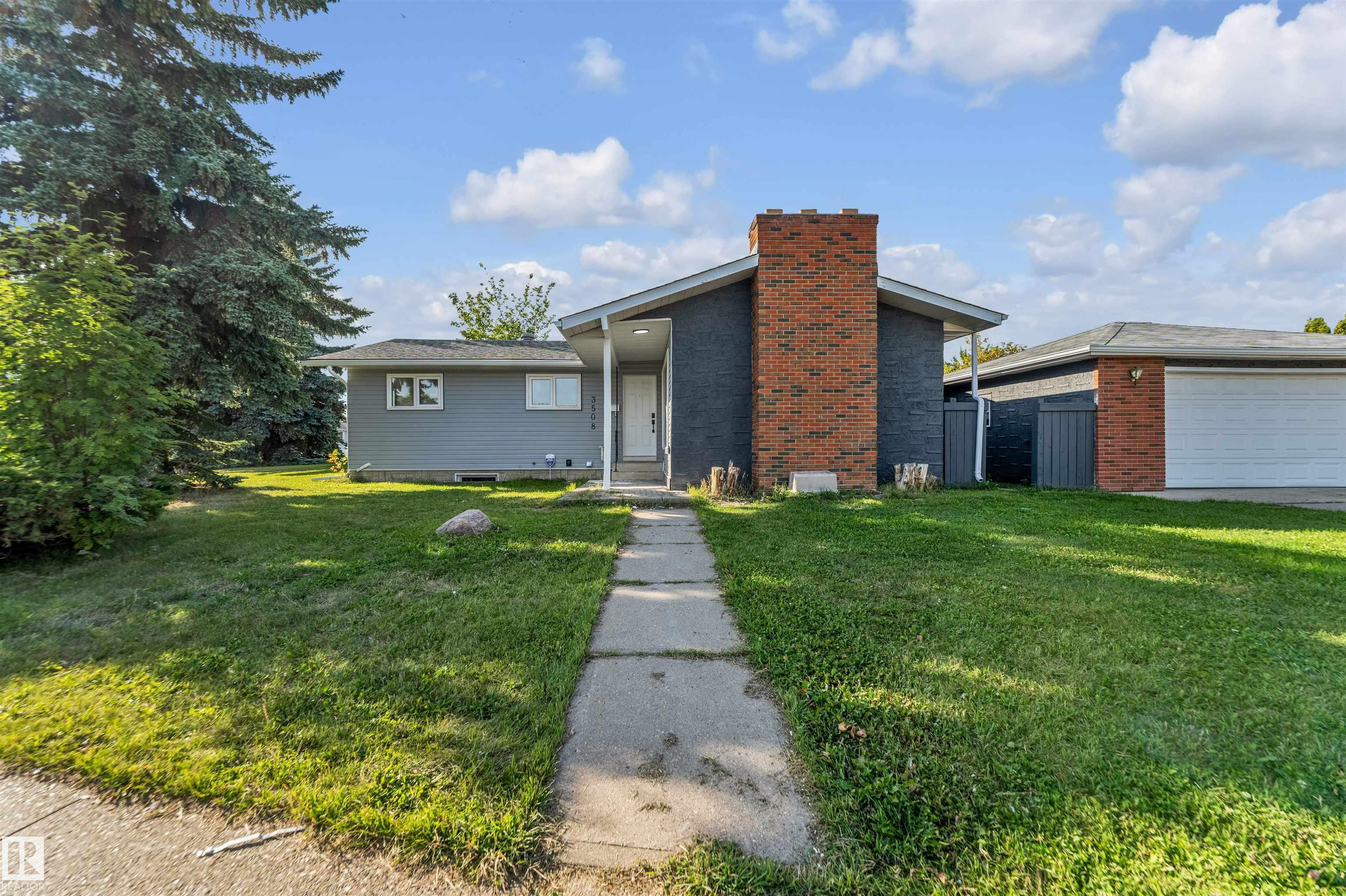 3508 84 Street NW, Richfield, Edmonton