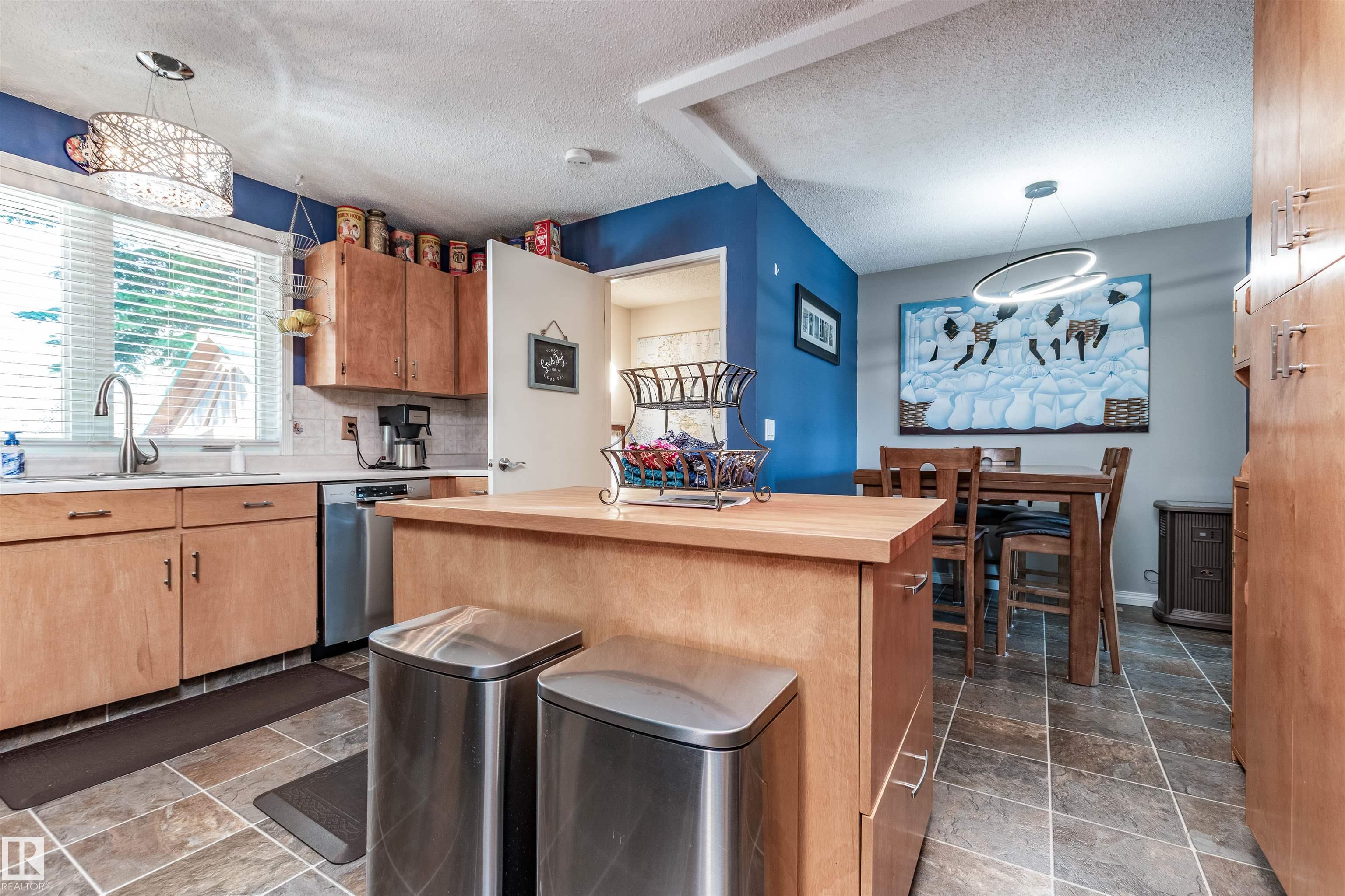 Photo 14 at 17 Glengarry Crescent, Glen Allan, Sherwood Park