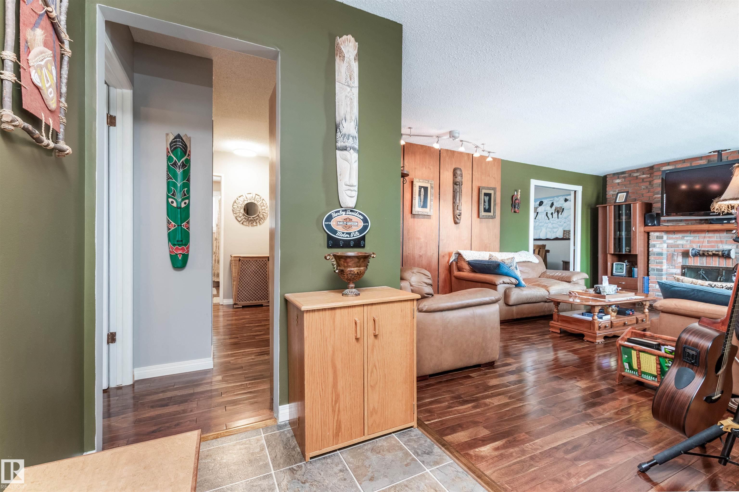 Photo 4 at 17 Glengarry Crescent, Glen Allan, Sherwood Park