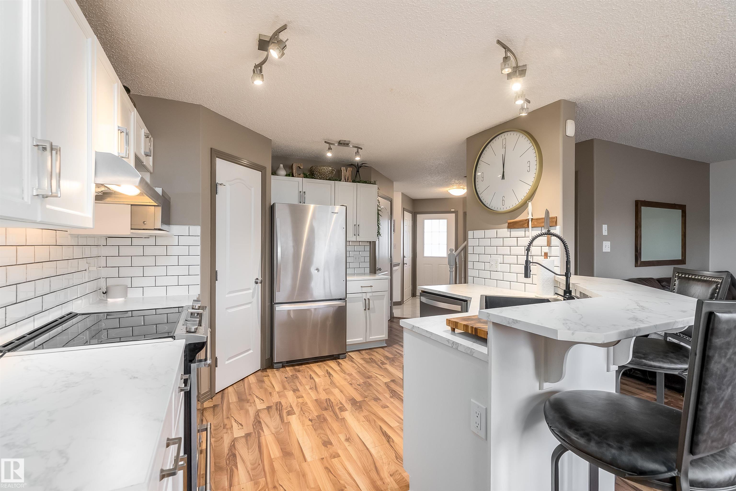 Photo 8 at 152 Easton Road SW, Ellerslie, Edmonton