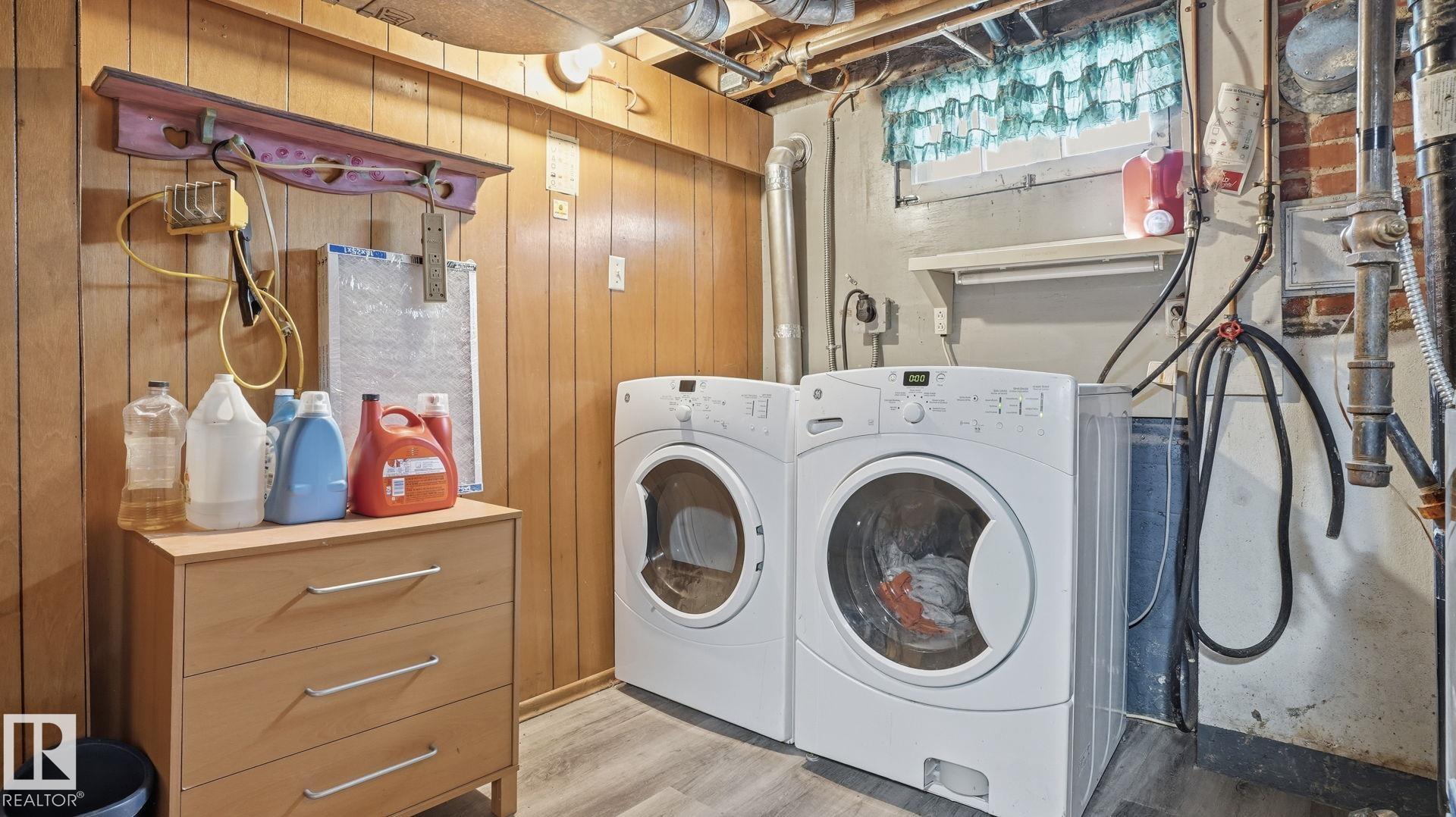 Photo 12 at 11512 86 Street NW, Parkdale, Edmonton