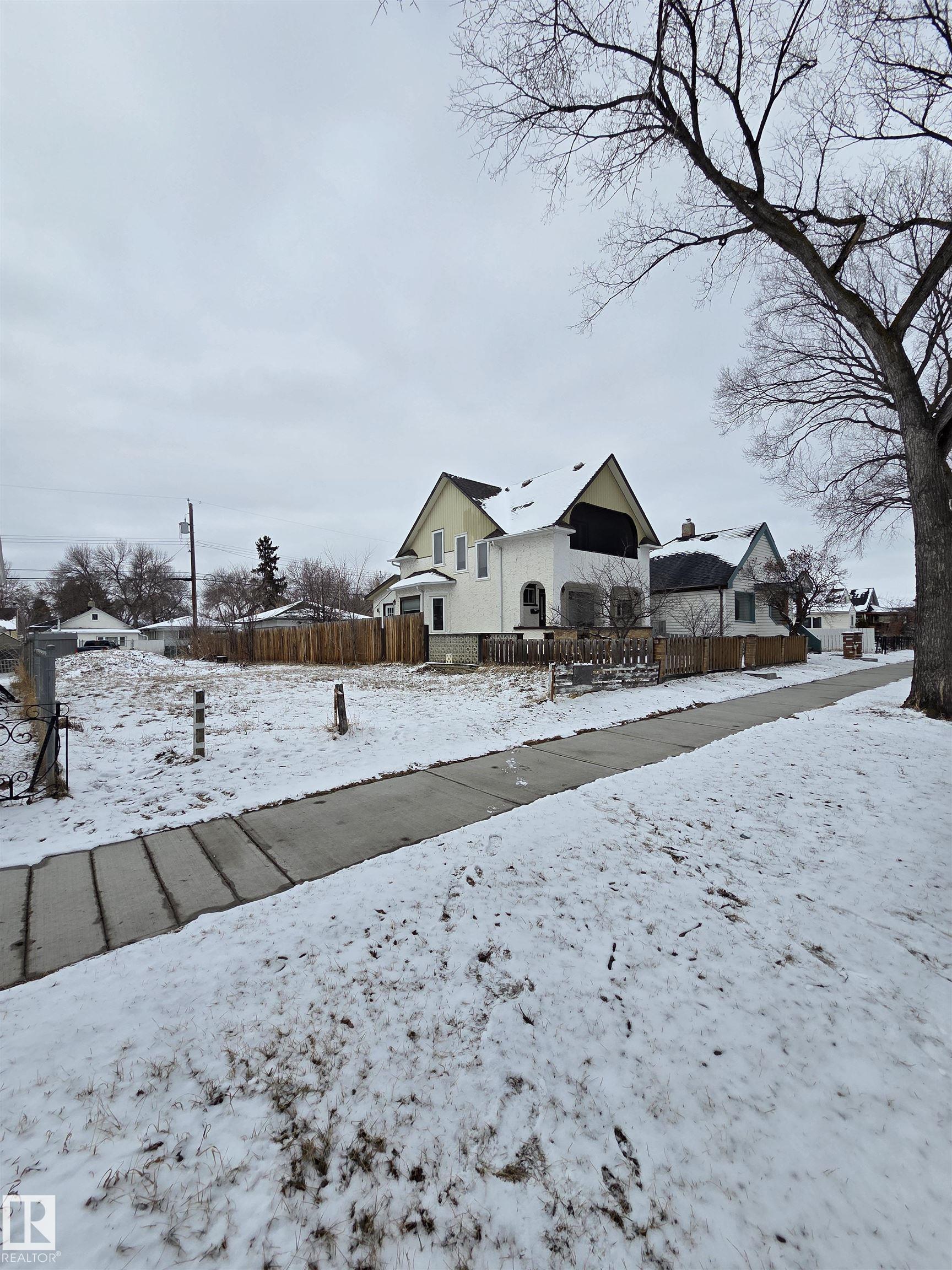 12150 91 Street NW, Alberta Avenue, Edmonton