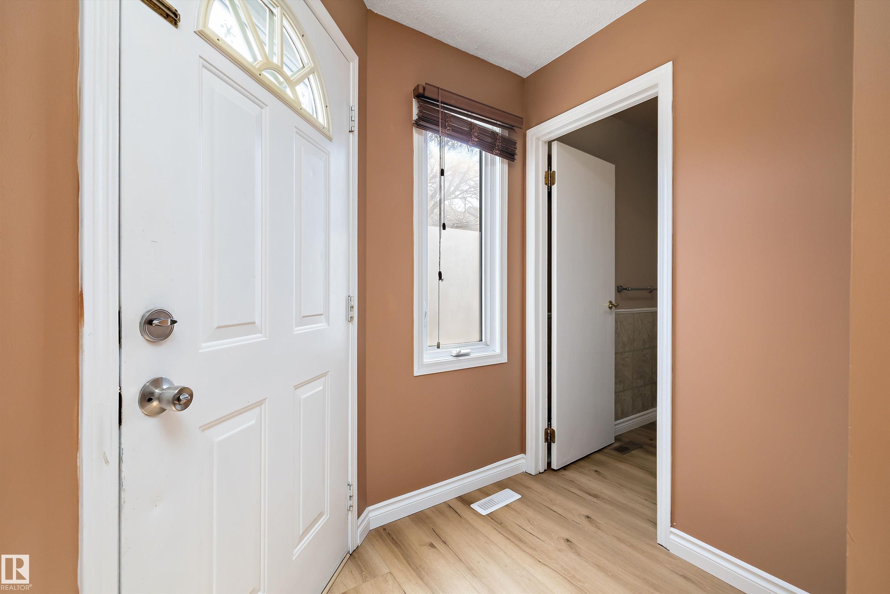 17423 92 Avenue NW, Summerlea, Edmonton