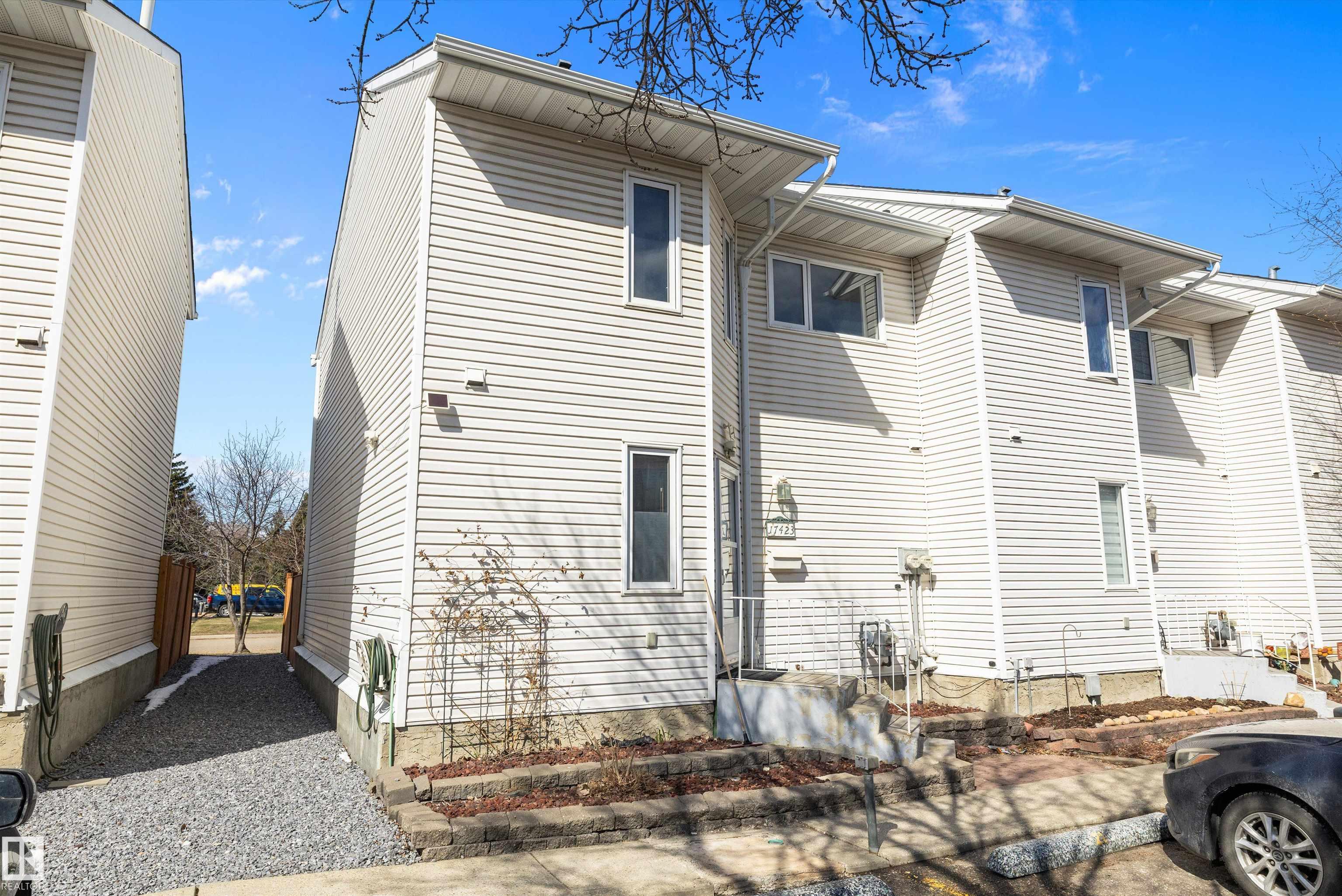 Photo 47 at 17423 92 Avenue NW, Summerlea, Edmonton