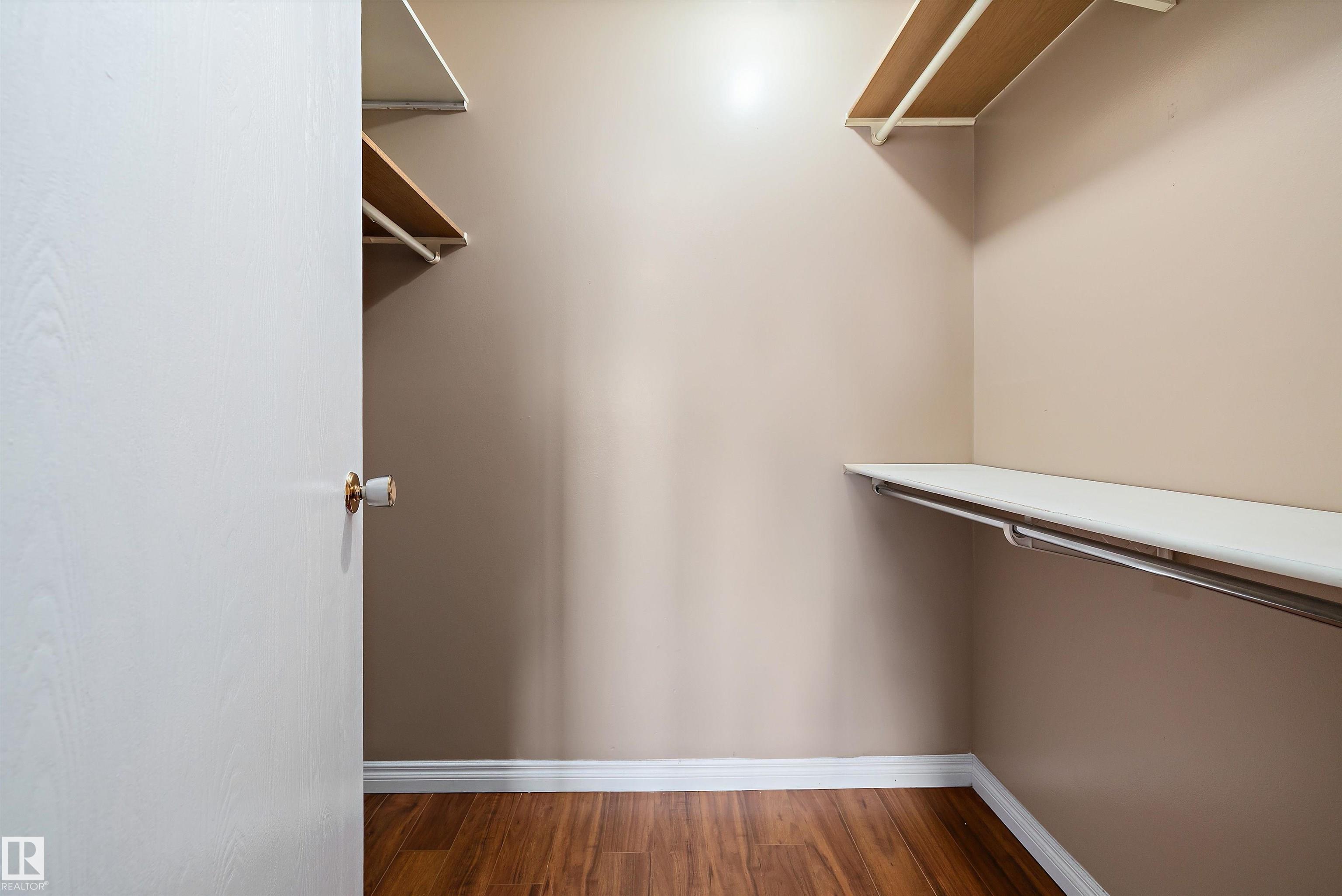 Photo 6 at 17423 92 Avenue NW, Summerlea, Edmonton