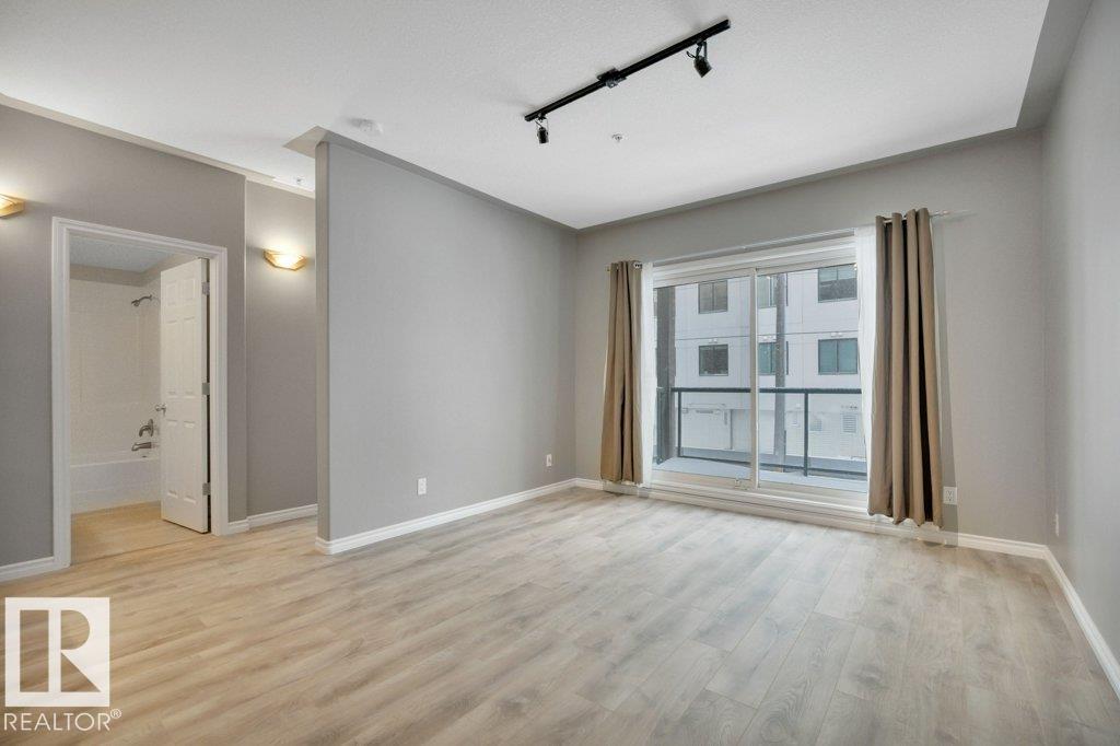 Photo 15 at 203 - 10046 110 Street NW, Wîhkwêntôwin, Edmonton