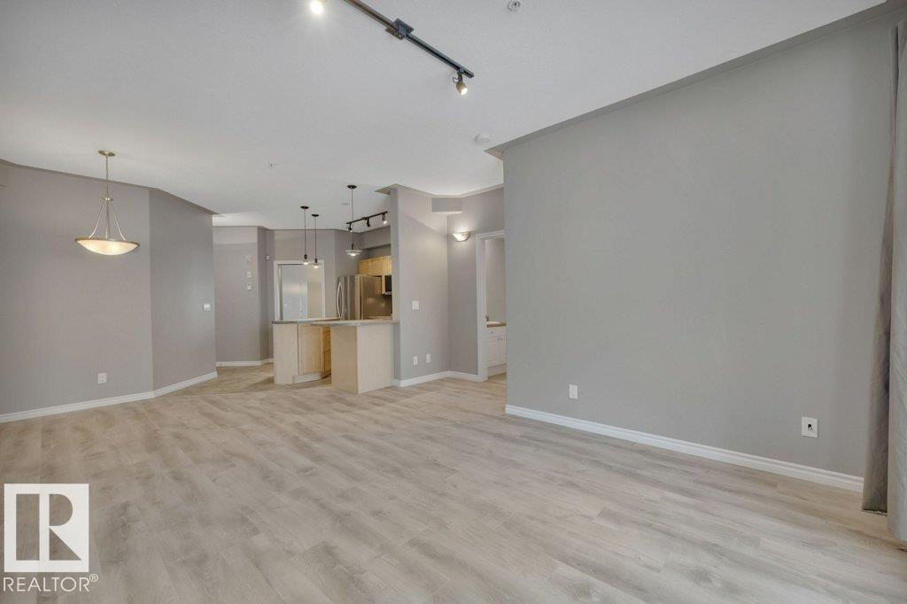 Photo 17 at 203 - 10046 110 Street NW, Wîhkwêntôwin, Edmonton