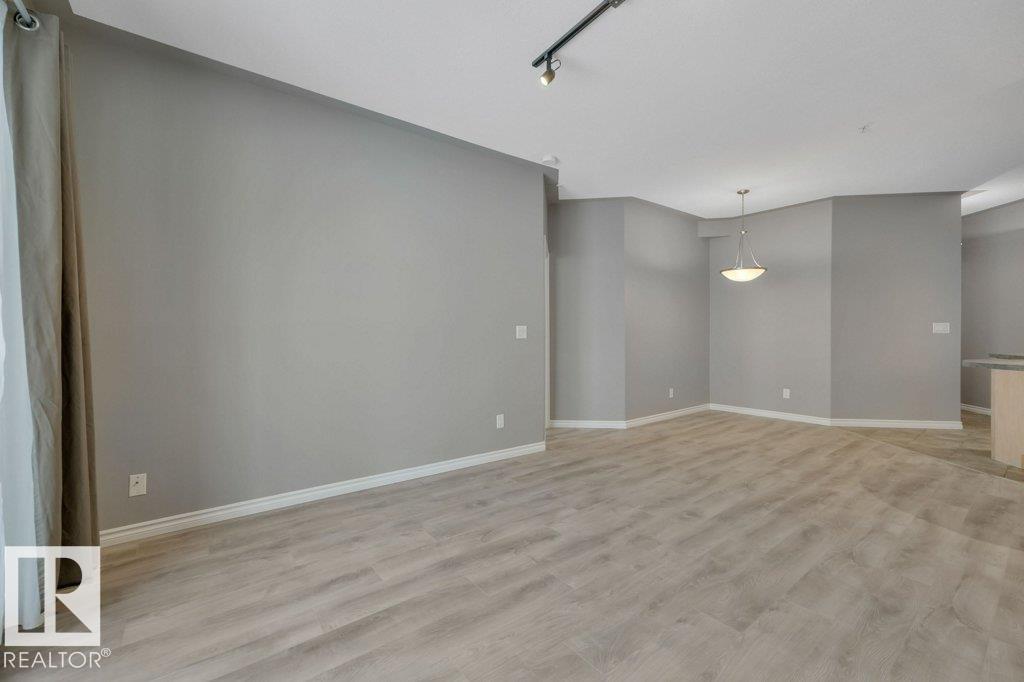 Photo 18 at 203 - 10046 110 Street NW, Wîhkwêntôwin, Edmonton