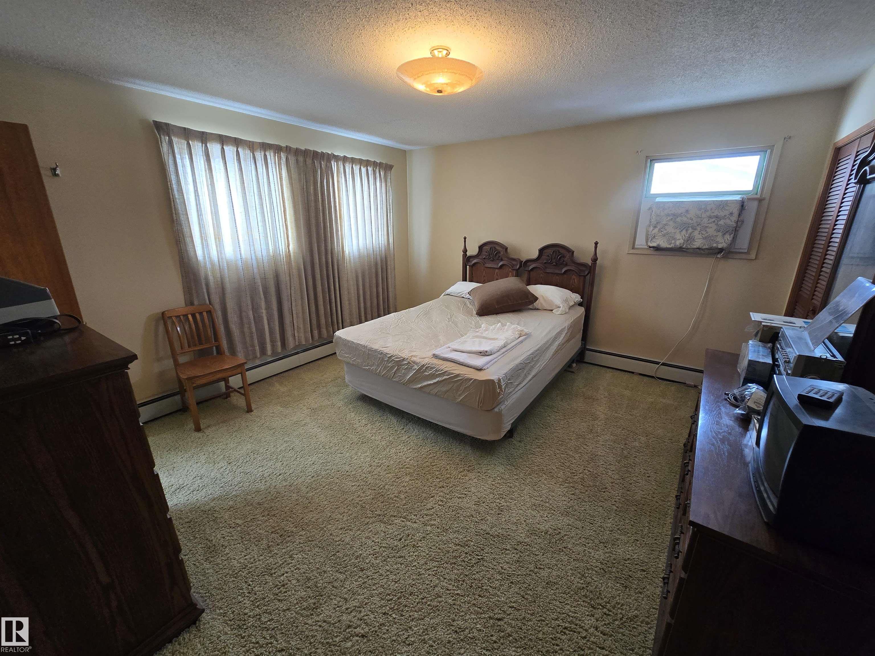 Photo 17 at 3415 81 Street NW, Richfield, Edmonton