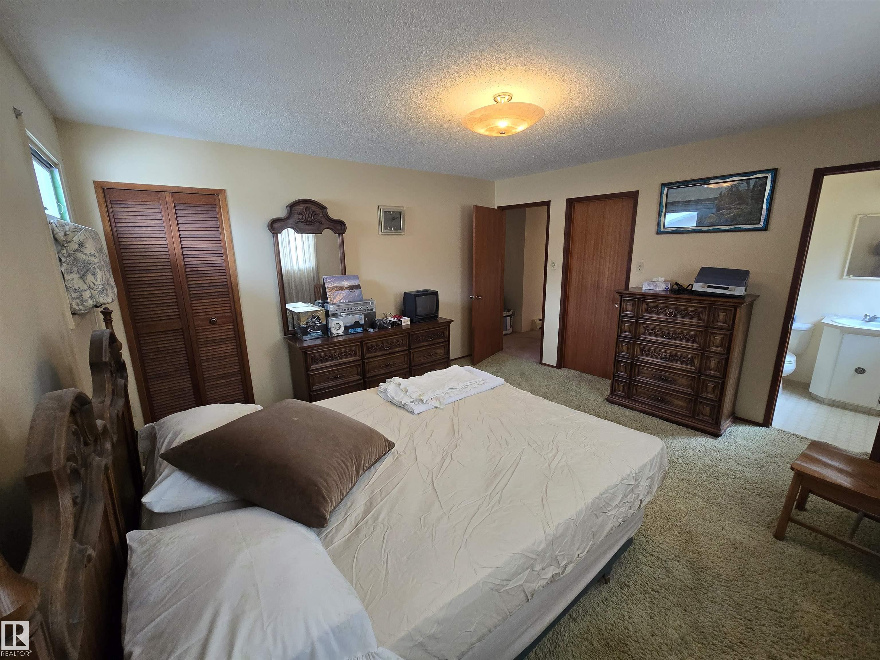 Photo 18 at 3415 81 Street NW, Richfield, Edmonton