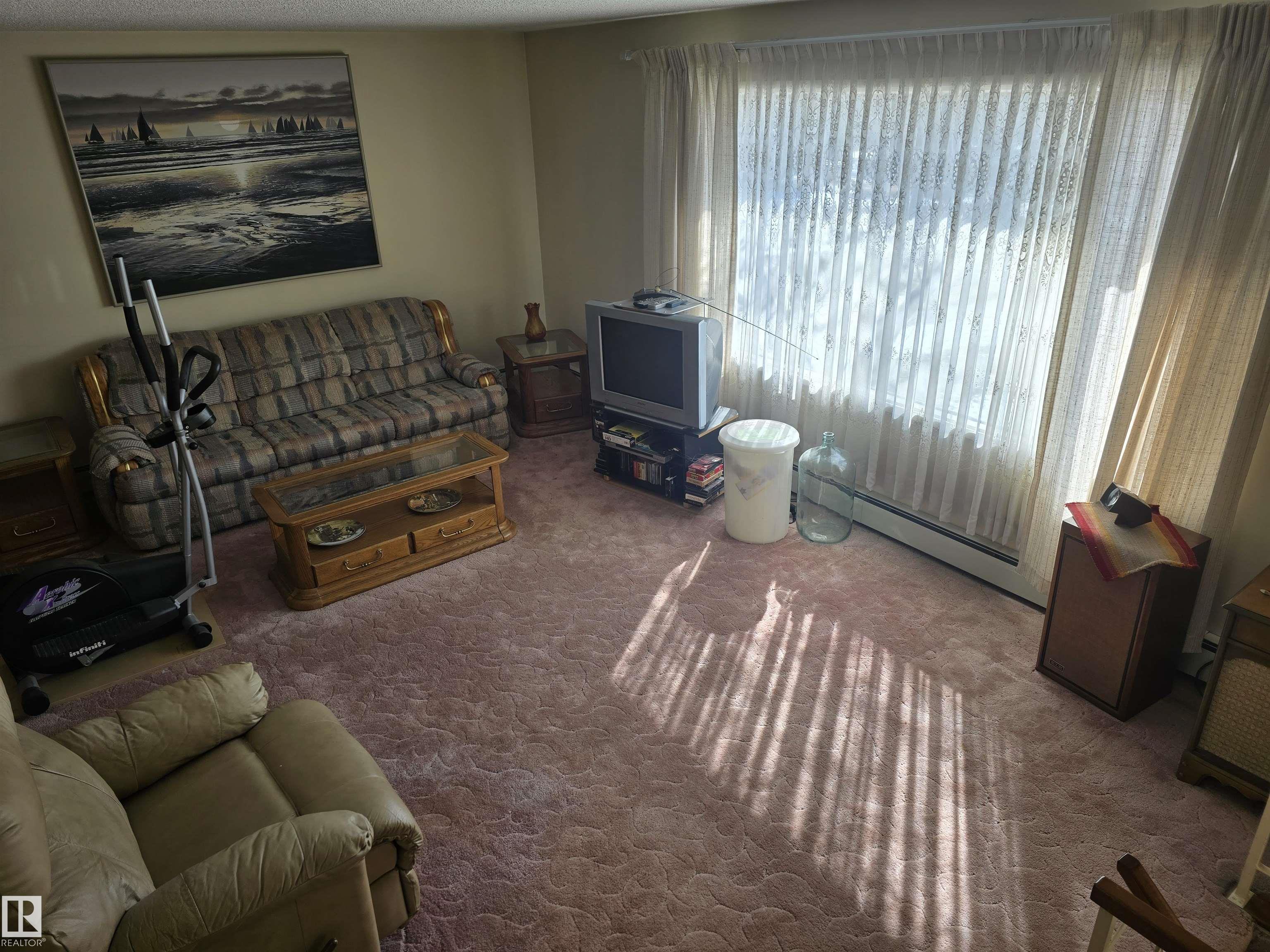 3415 81 Street NW, Richfield, Edmonton