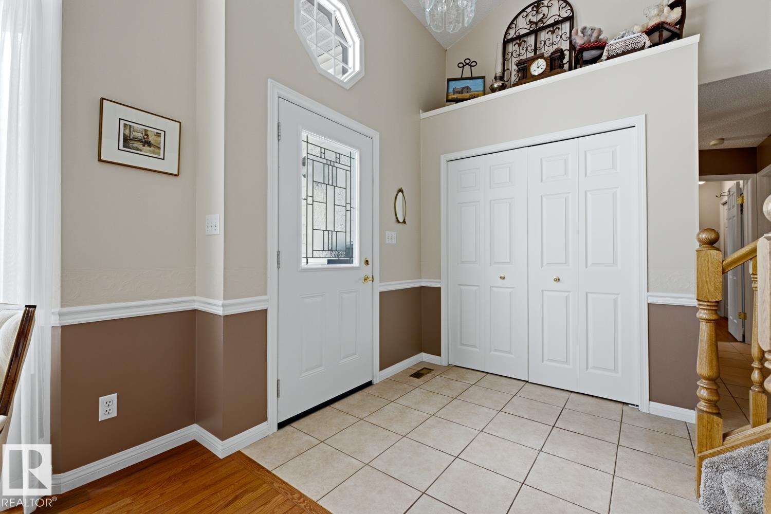 368 Ormsby Road W NW, Ormsby Place, Edmonton