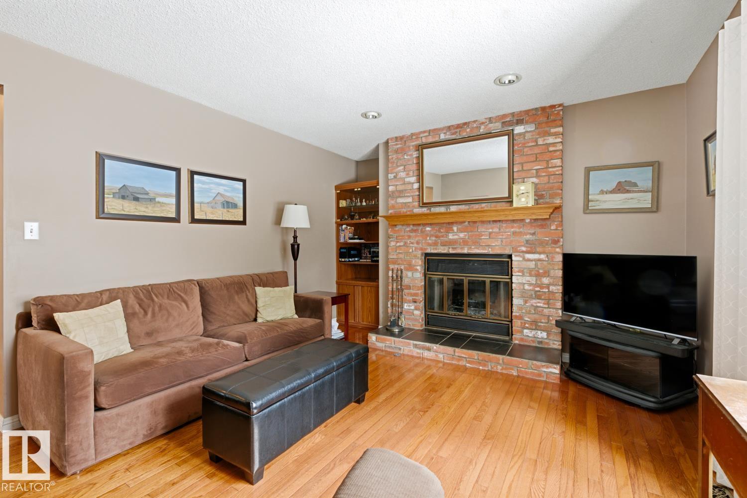 Photo 21 at 368 Ormsby Road W NW, Ormsby Place, Edmonton