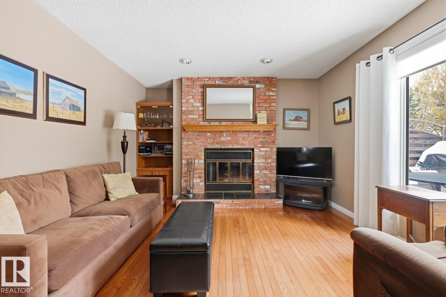 Photo 22 at 368 Ormsby Road W NW, Ormsby Place, Edmonton