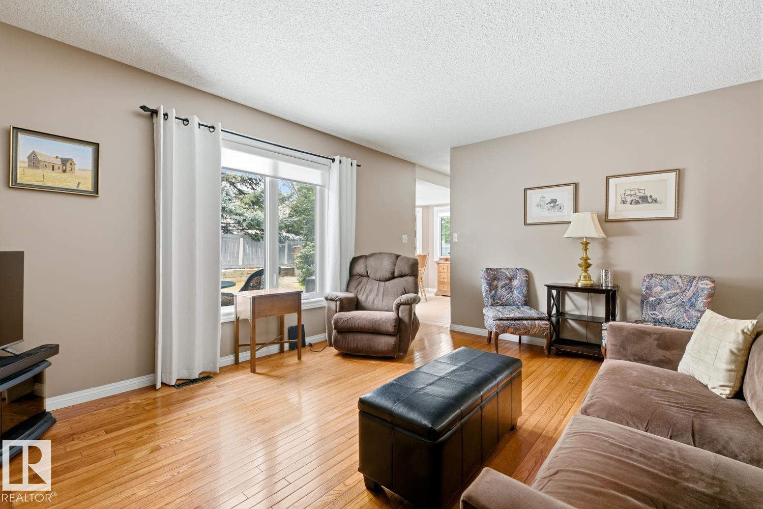 Photo 24 at 368 Ormsby Road W NW, Ormsby Place, Edmonton