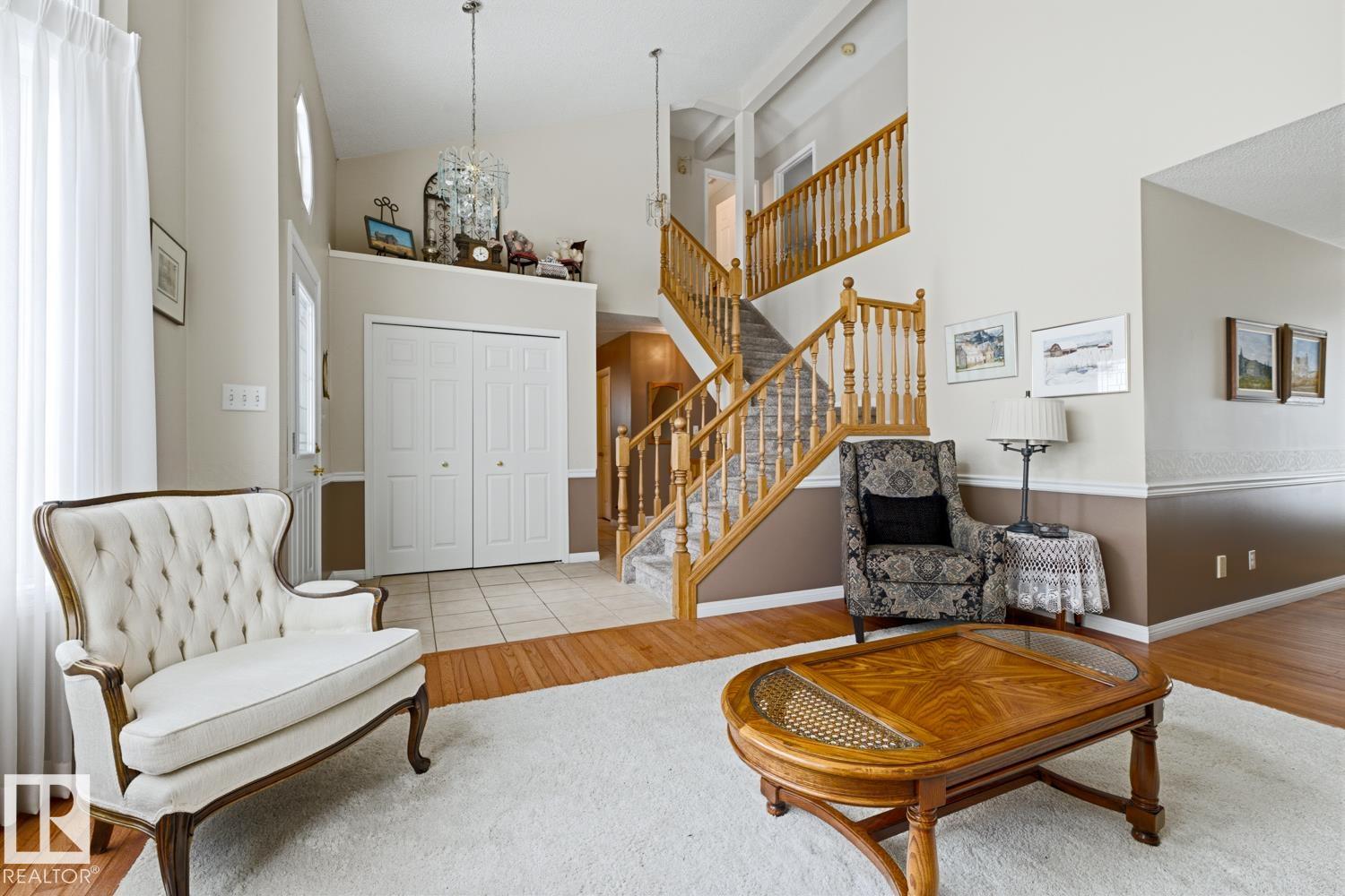 368 Ormsby Road W NW, Ormsby Place, Edmonton