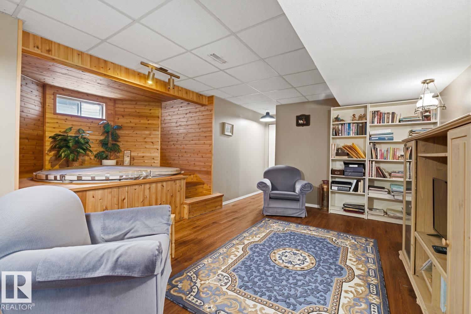 Photo 43 at 368 Ormsby Road W NW, Ormsby Place, Edmonton