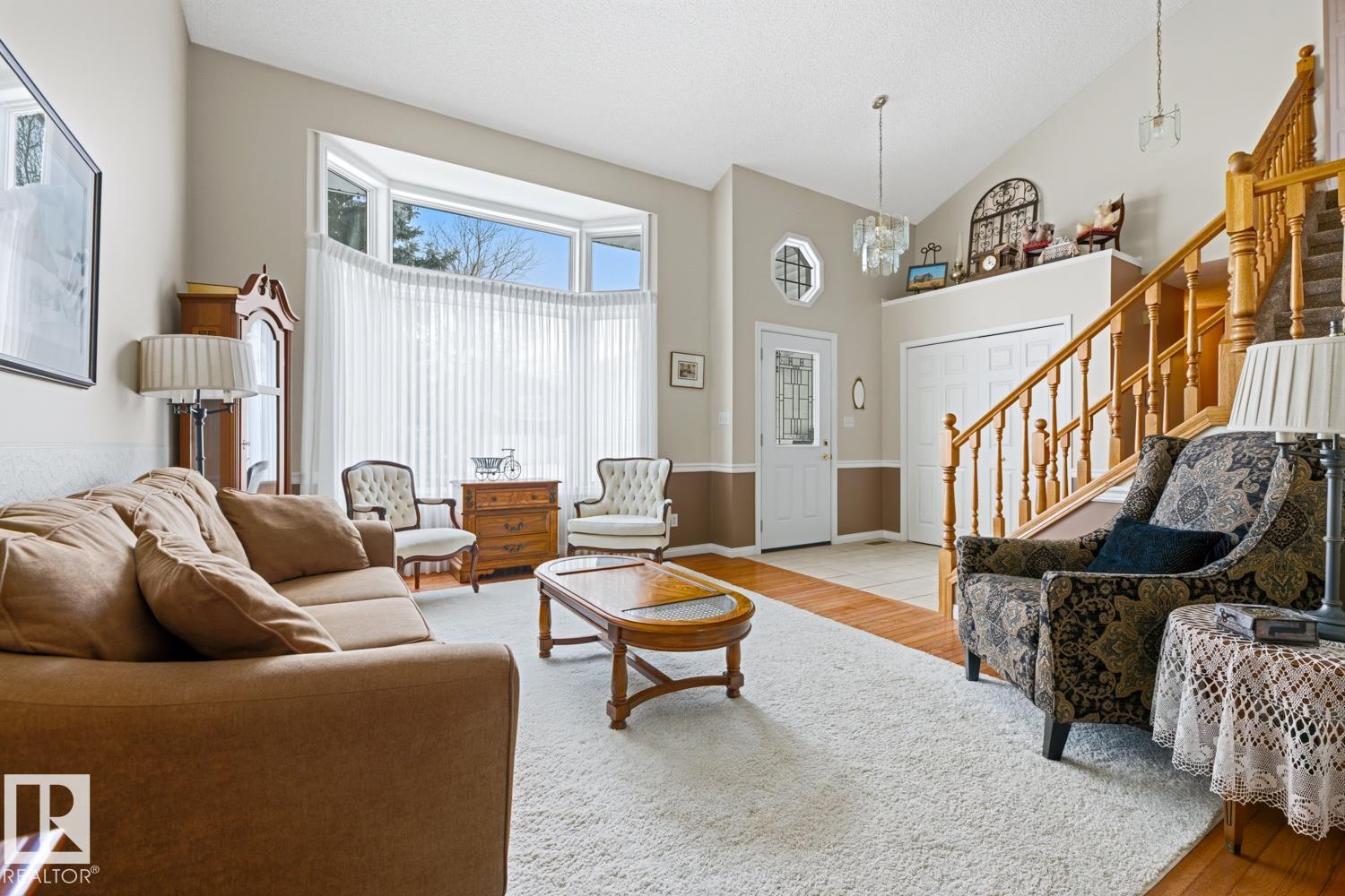 Photo 8 at 368 Ormsby Road W NW, Ormsby Place, Edmonton