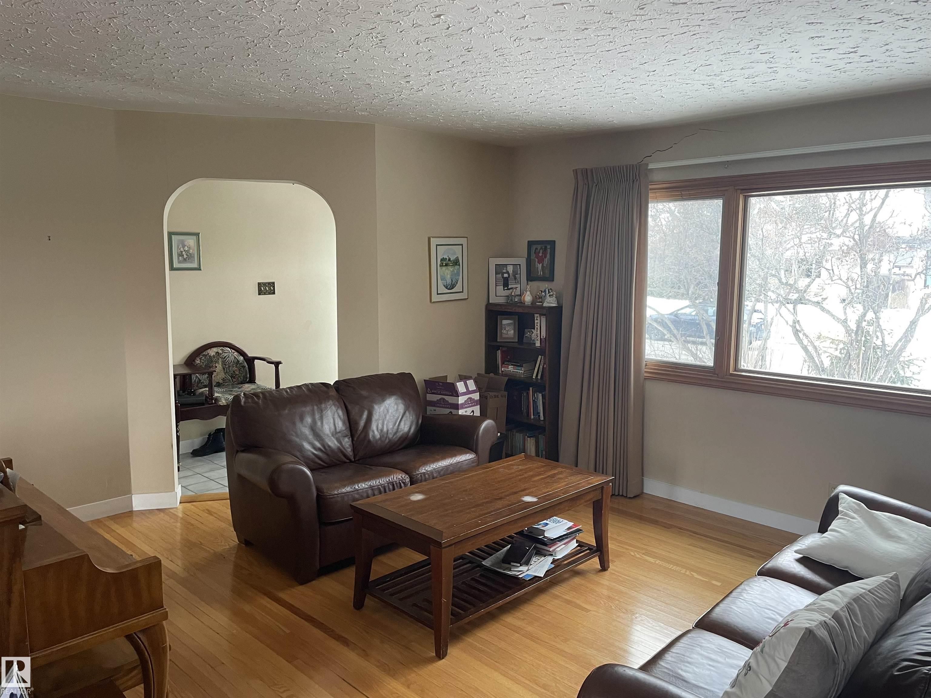 Photo 10 at 8812 146 Street NW, Parkview, Edmonton