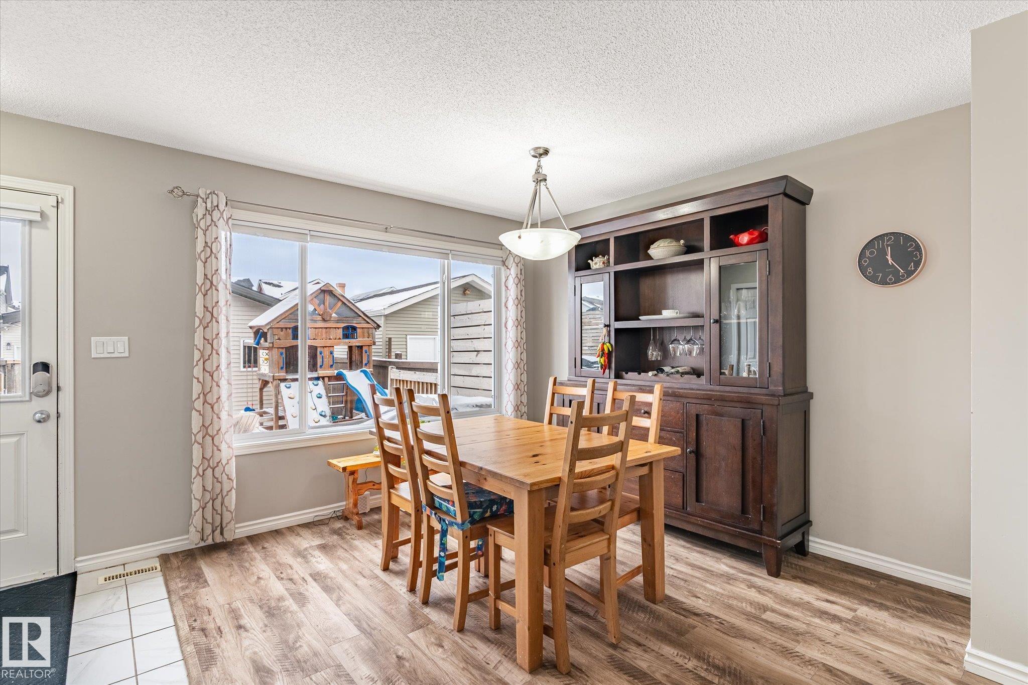 Photo 10 at 4320 Prowse Link SW, Paisley, Edmonton