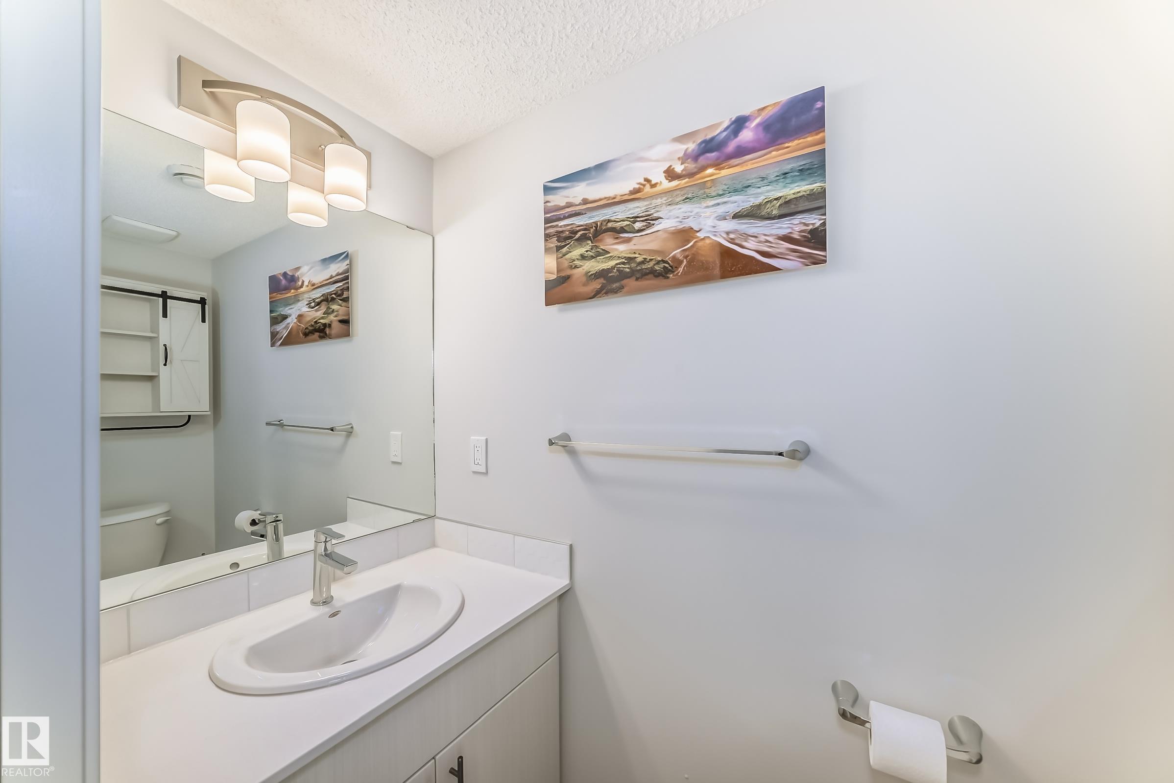 https://zimg.paragon.ice.com/ParagonImages/Property/PM/RAE/225397356/15/0/0/b819dde24e09c4c4f7c9e3756ab5d419/1/4296f55ec81d77a5d5d1d76662853529/225397356-2f02fbf1-ac09-4d12-b3b2-ce88b9644062.JPG