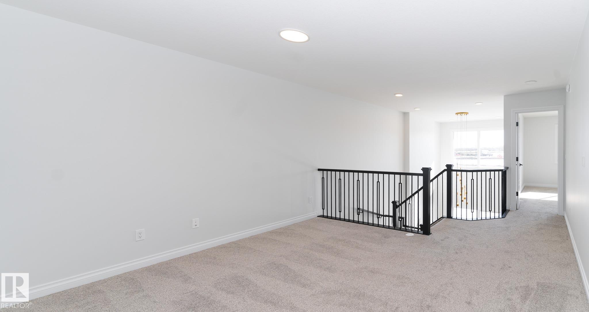 Photo 6 at 911 18 Avenue NW, Aster, Edmonton