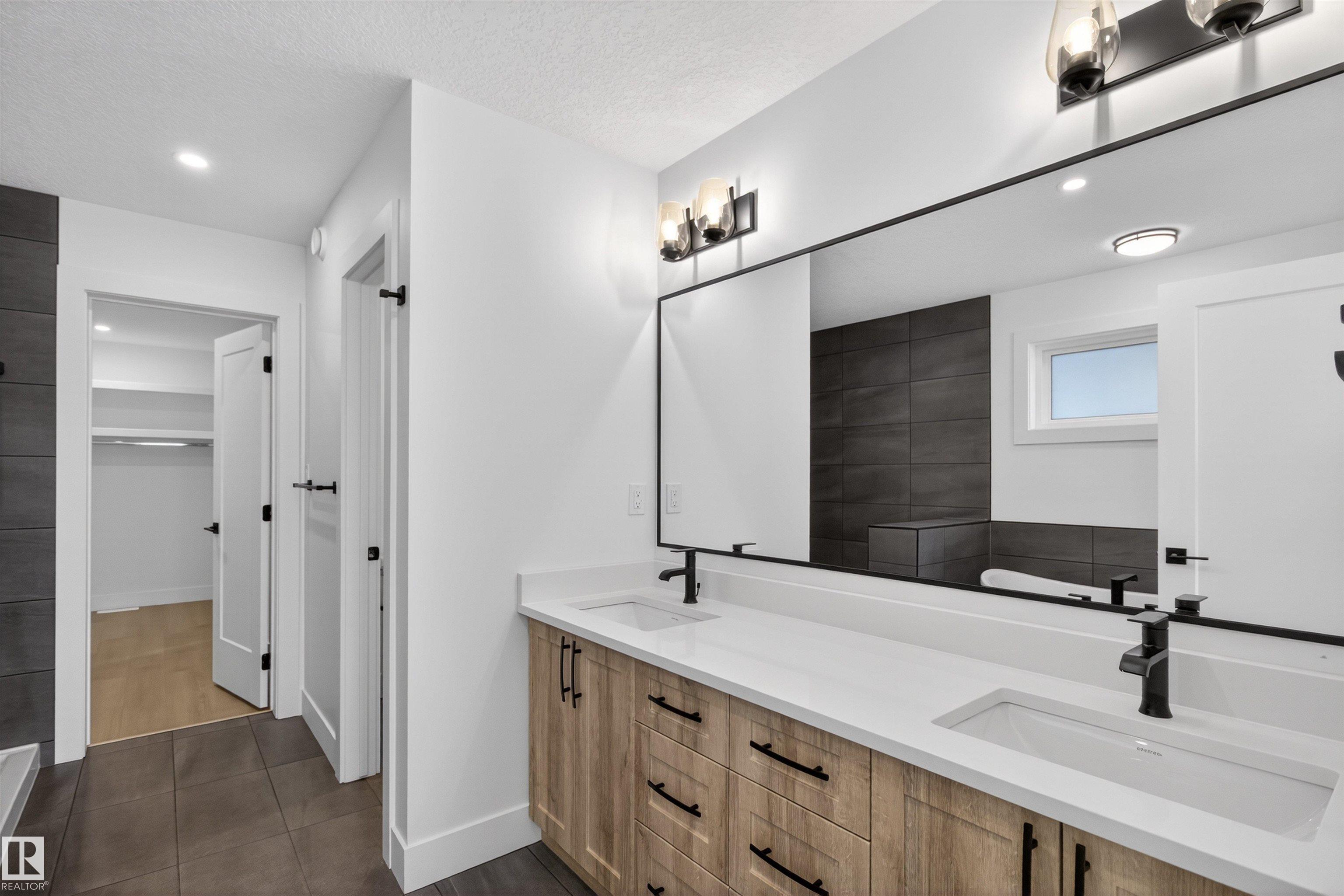 Photo 36 at 16512 34 Avenue SW, Glenridding Ravine, Edmonton