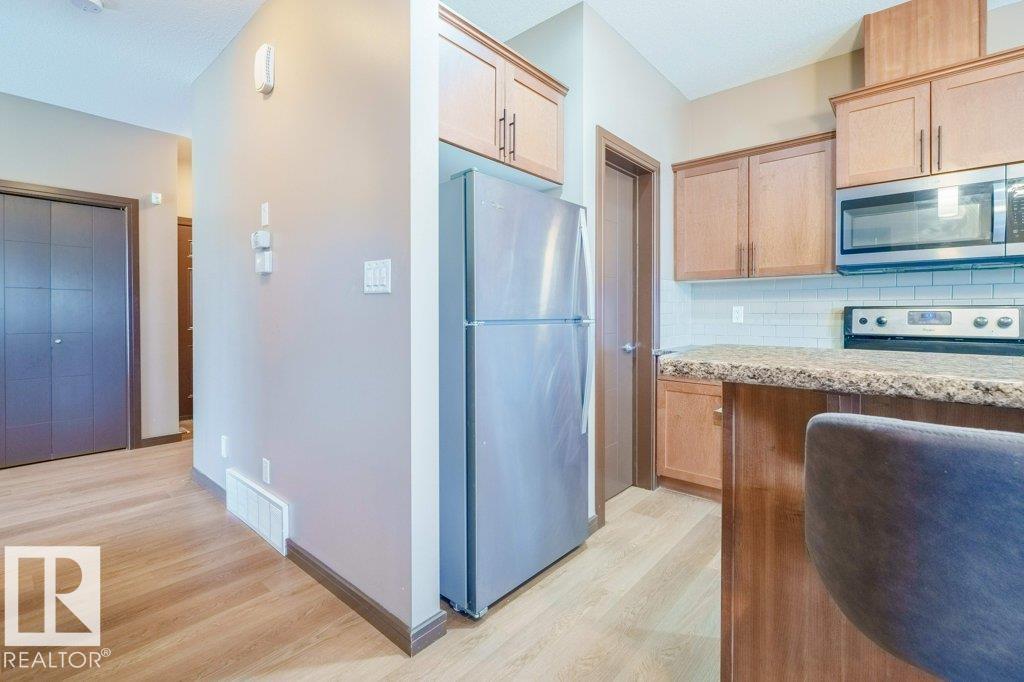 Photo 11 at 11904 22 Avenue SW, Rutherford, Edmonton