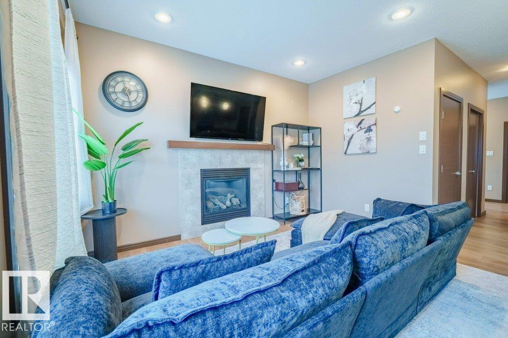 Photo 18 at 11904 22 Avenue SW, Rutherford, Edmonton