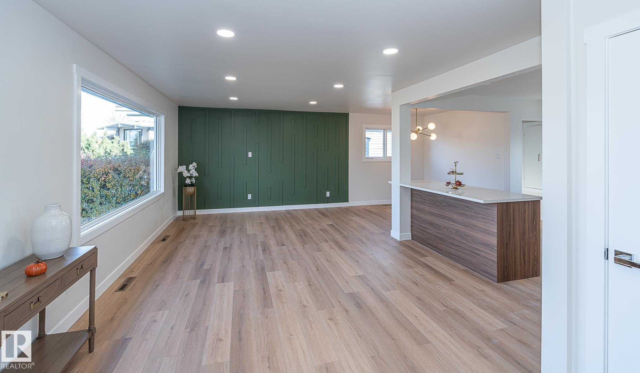 6807 98a Avenue NW, Terrace Heights, Edmonton