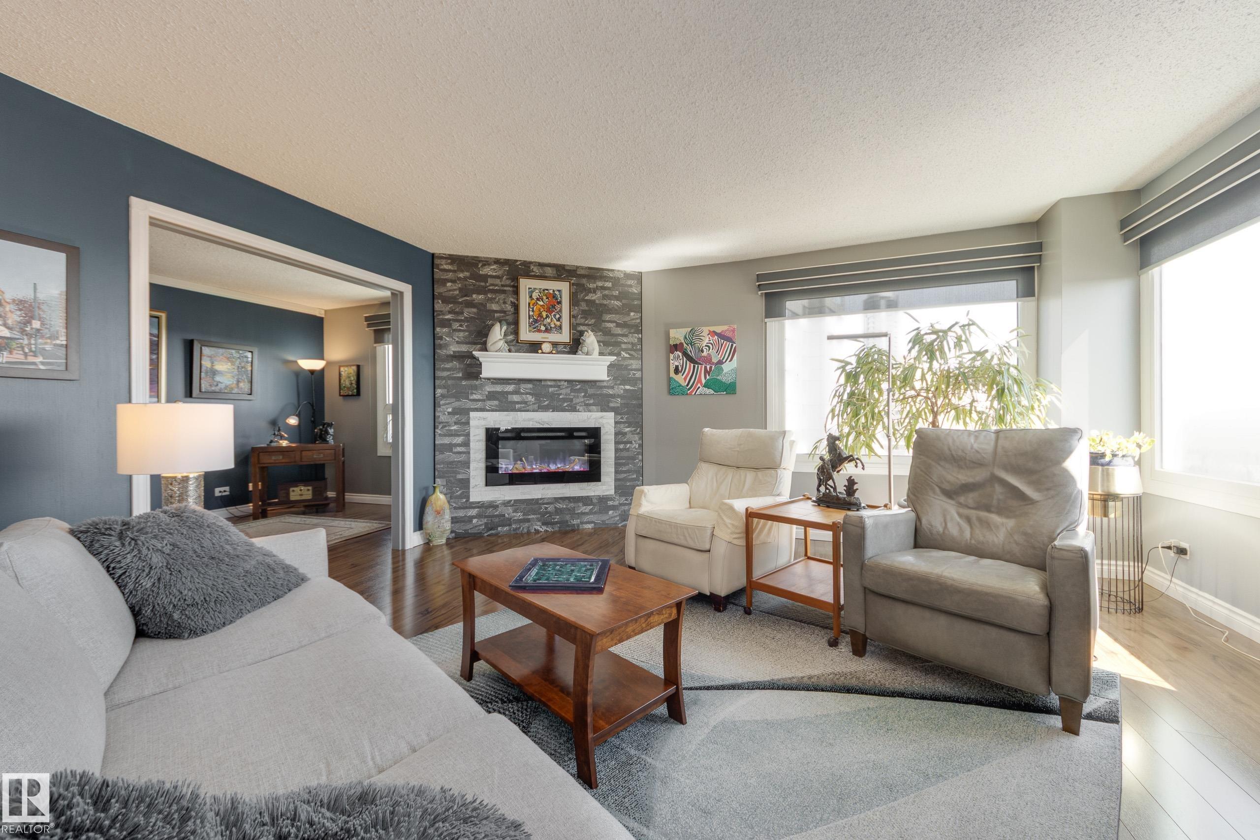 Photo 18 at 1406 - 12303 Jasper Avenue NW, Wîhkwêntôwin, Edmonton