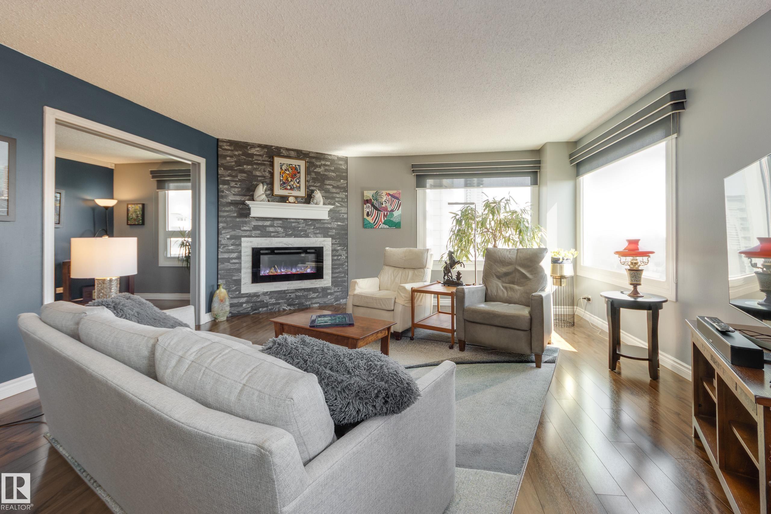 Photo 19 at 1406 - 12303 Jasper Avenue NW, Wîhkwêntôwin, Edmonton