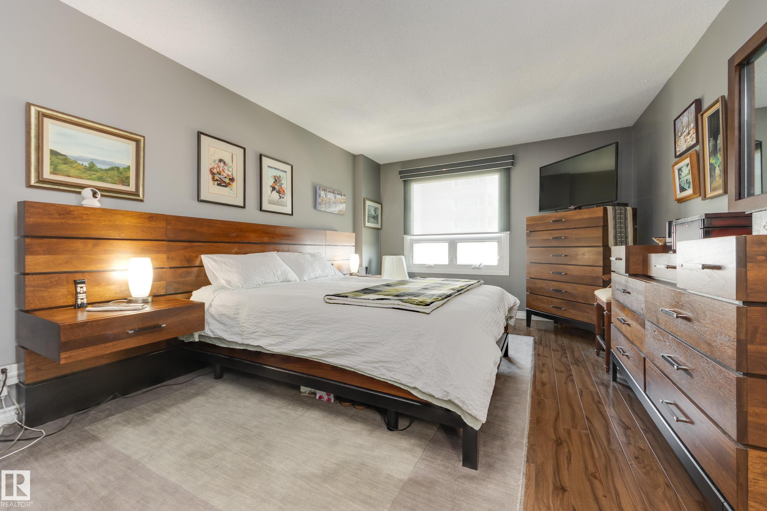 Photo 31 at 1406 - 12303 Jasper Avenue NW, Wîhkwêntôwin, Edmonton